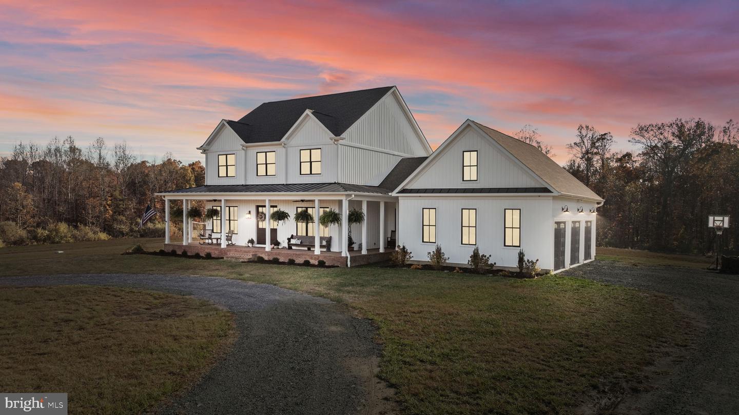 14660 LEE HWY, AMISSVILLE, Virginia 20106, 4 Bedrooms Bedrooms, ,4 BathroomsBathrooms,Residential,For Sale,14660 LEE HWY,VARP2002370 MLS # VARP2002370