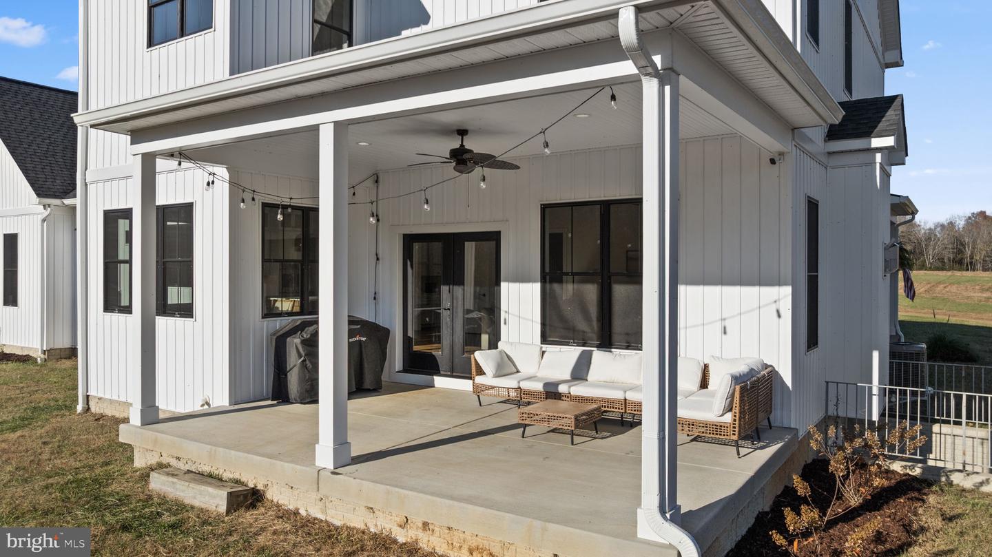 14660 LEE HWY, AMISSVILLE, Virginia 20106, 4 Bedrooms Bedrooms, ,4 BathroomsBathrooms,Residential,For Sale,14660 LEE HWY,VARP2002370 MLS # VARP2002370