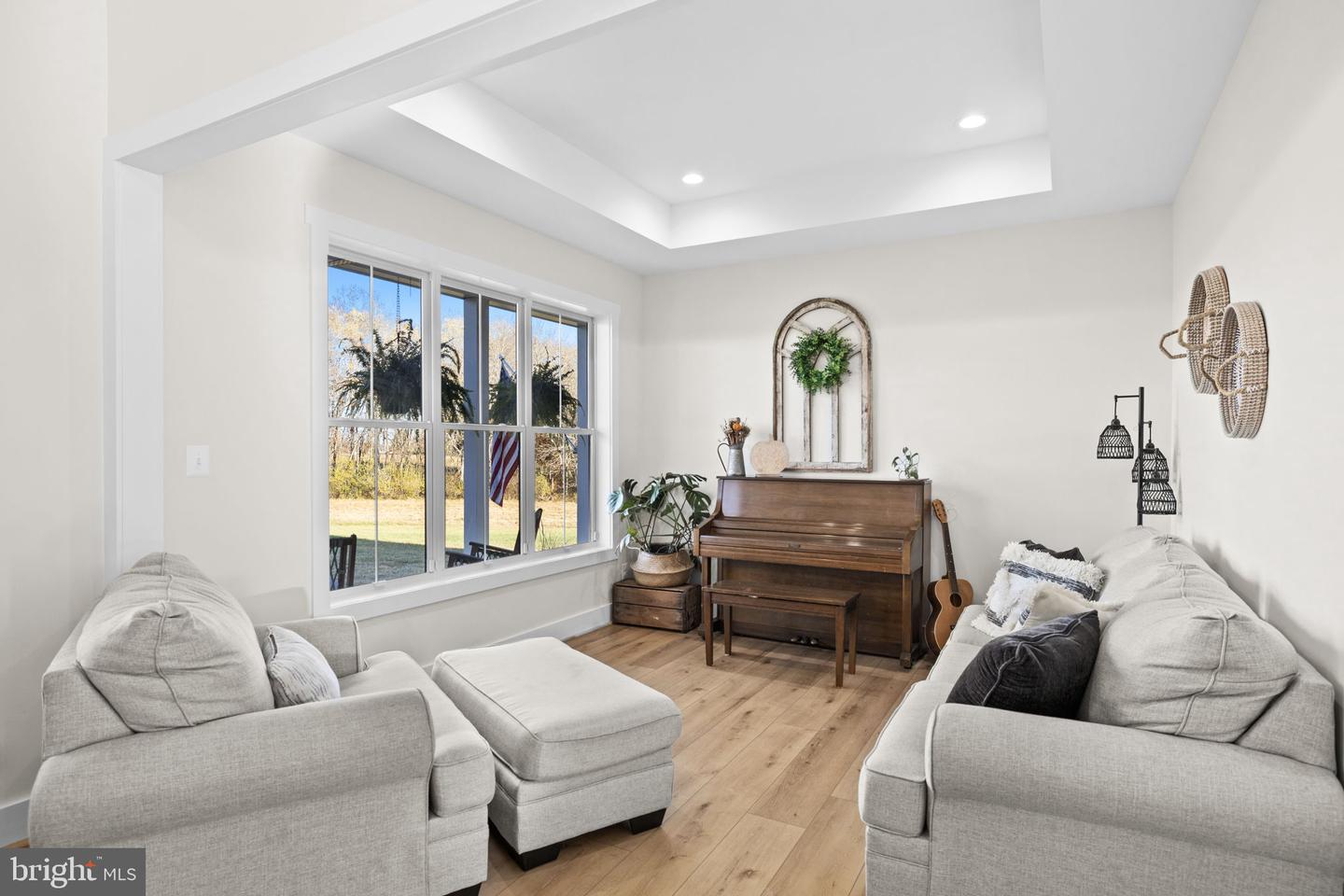 14660 LEE HWY, AMISSVILLE, Virginia 20106, 4 Bedrooms Bedrooms, ,4 BathroomsBathrooms,Residential,For Sale,14660 LEE HWY,VARP2002370 MLS # VARP2002370