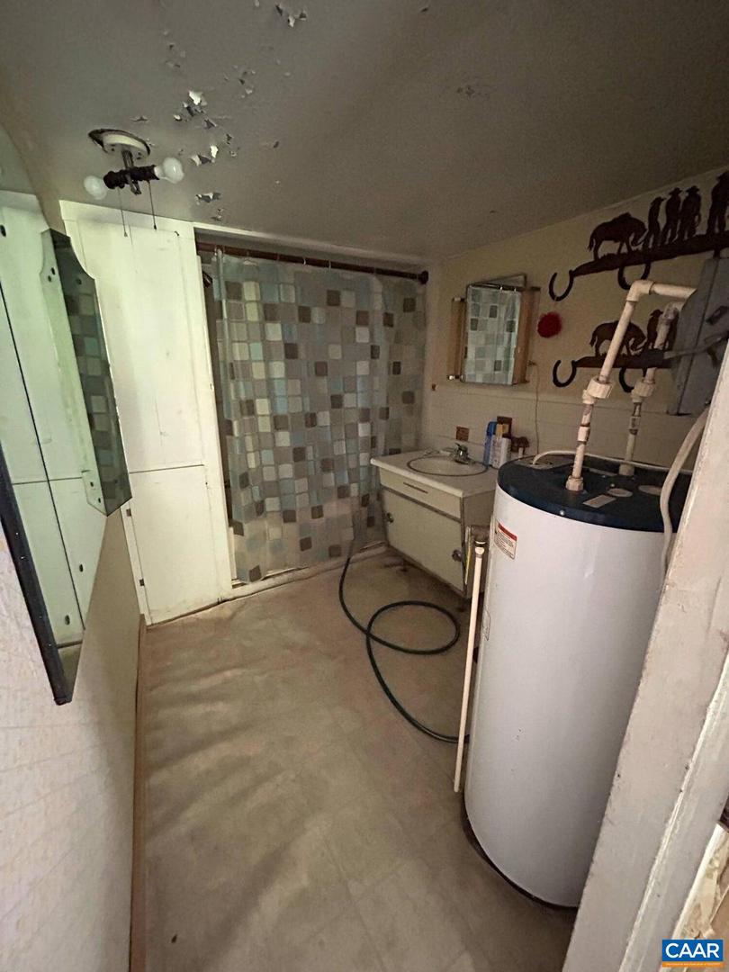 162 TIMS DRAFT LN, WEST AUGUSTA, Virginia 24485, 5 Bedrooms Bedrooms, ,1 BathroomBathrooms,Farm,For Sale,162 TIMS DRAFT LN,671332 MLS # 671332