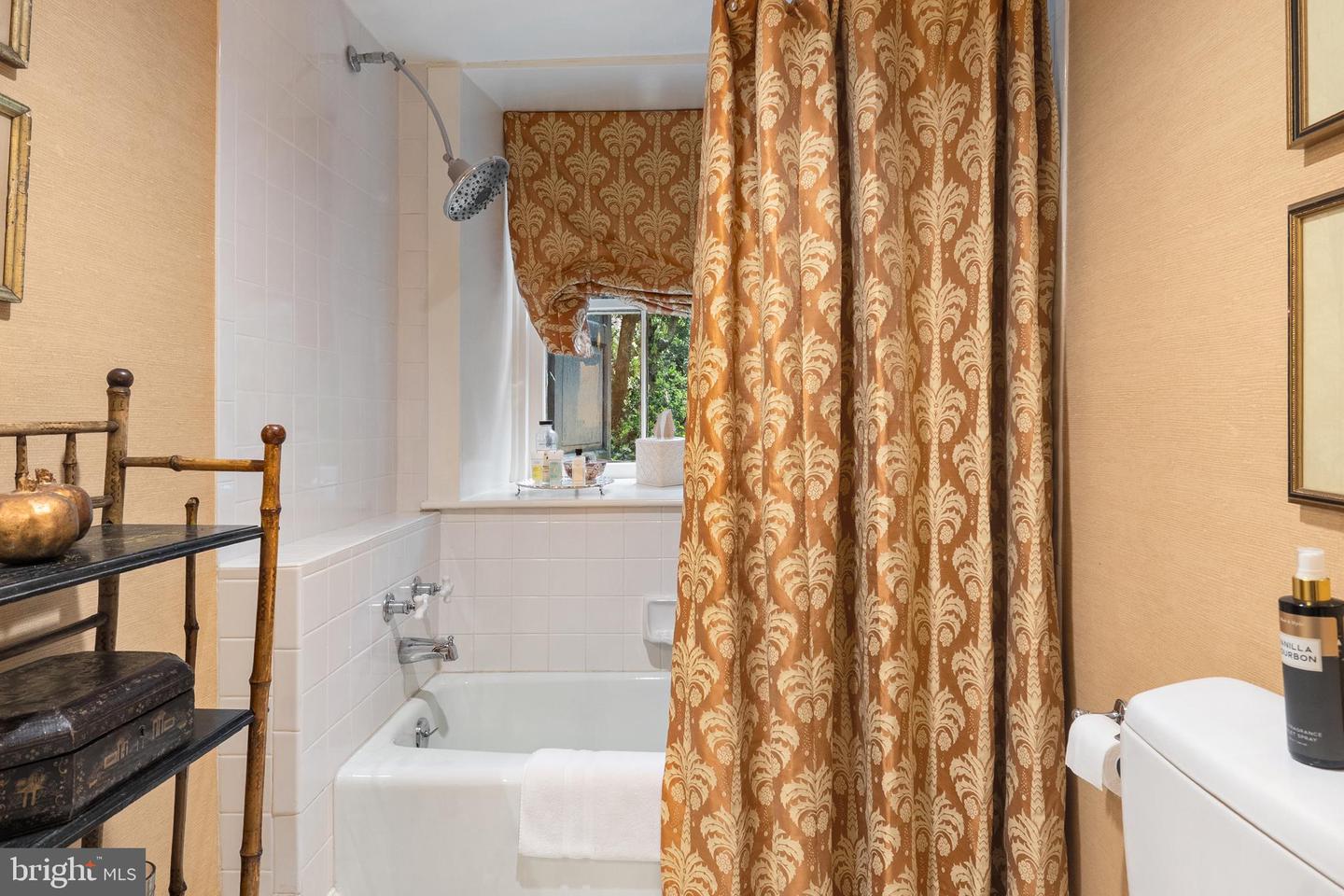 3252 WINCHESTER RD, DELAPLANE, Virginia 20144, 4 Bedrooms Bedrooms, ,5 BathroomsBathrooms,Residential,For Sale,3252 WINCHESTER RD,VAFQ2019664 MLS # VAFQ2019664