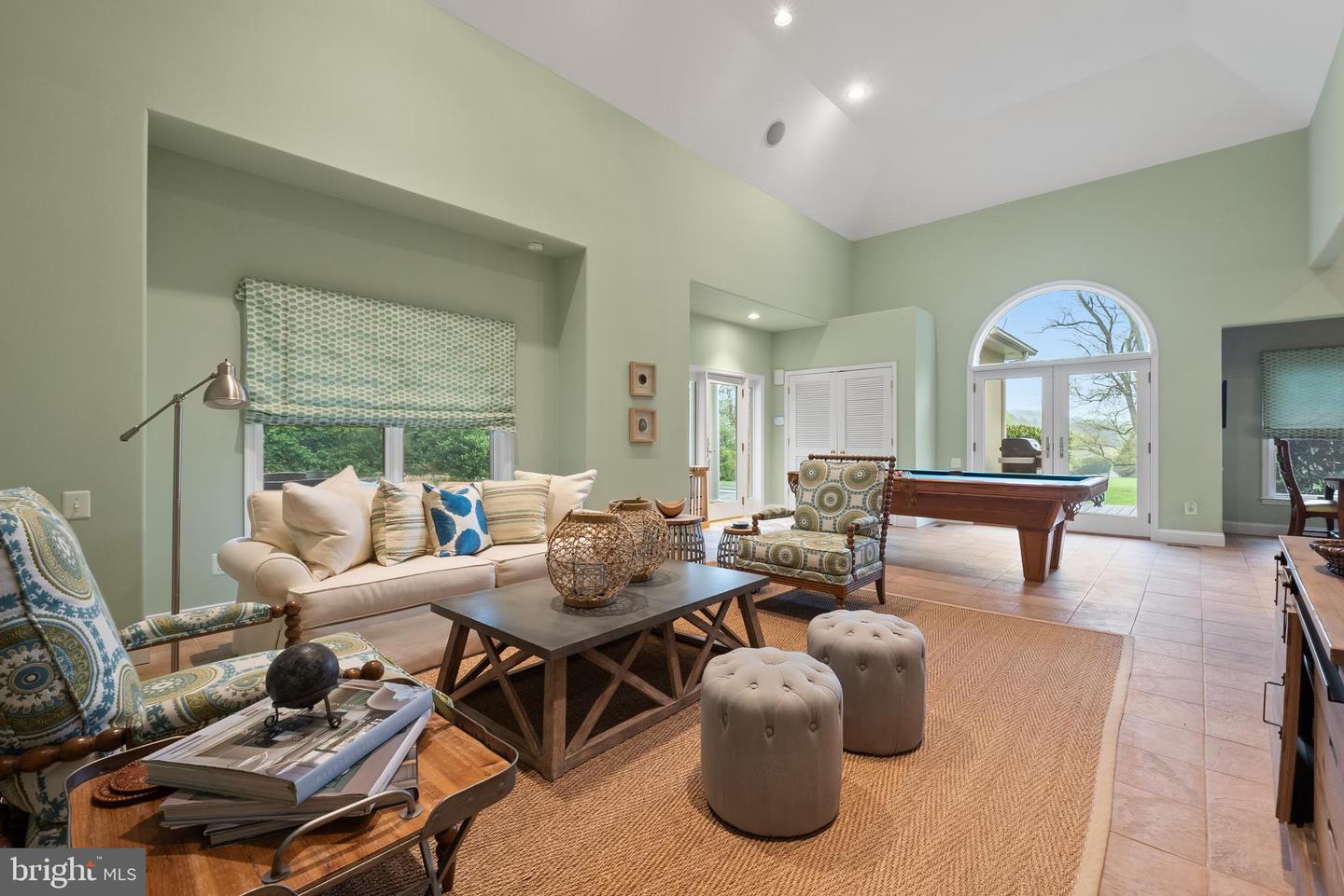 3252 WINCHESTER RD, DELAPLANE, Virginia 20144, 4 Bedrooms Bedrooms, ,5 BathroomsBathrooms,Residential,For Sale,3252 WINCHESTER RD,VAFQ2019664 MLS # VAFQ2019664