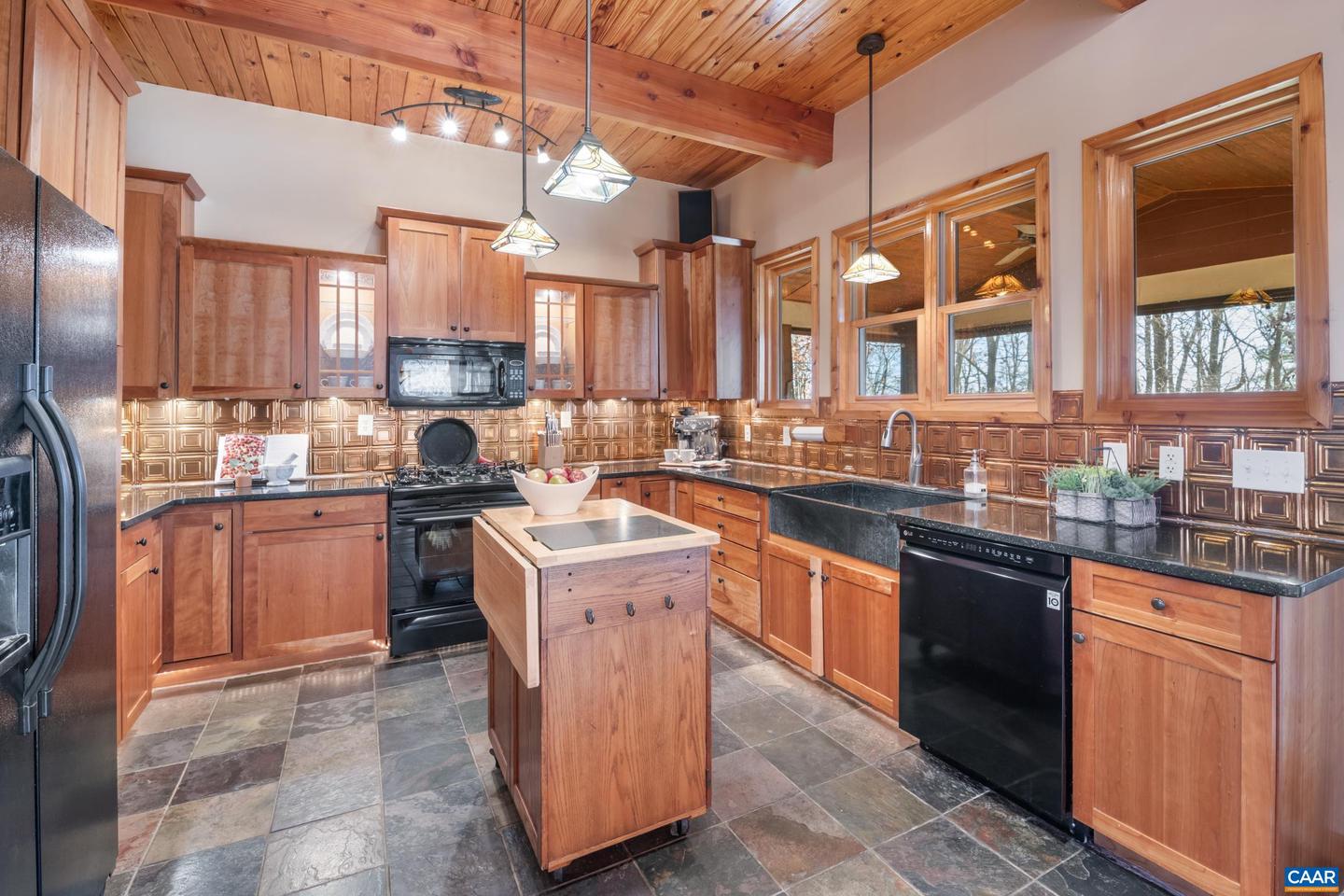 6696 HIGHLANDER WAY, CROZET, Virginia 22932, 3 Bedrooms Bedrooms, ,2 BathroomsBathrooms,Residential,For Sale,6696 HIGHLANDER WAY,671329 MLS # 671329