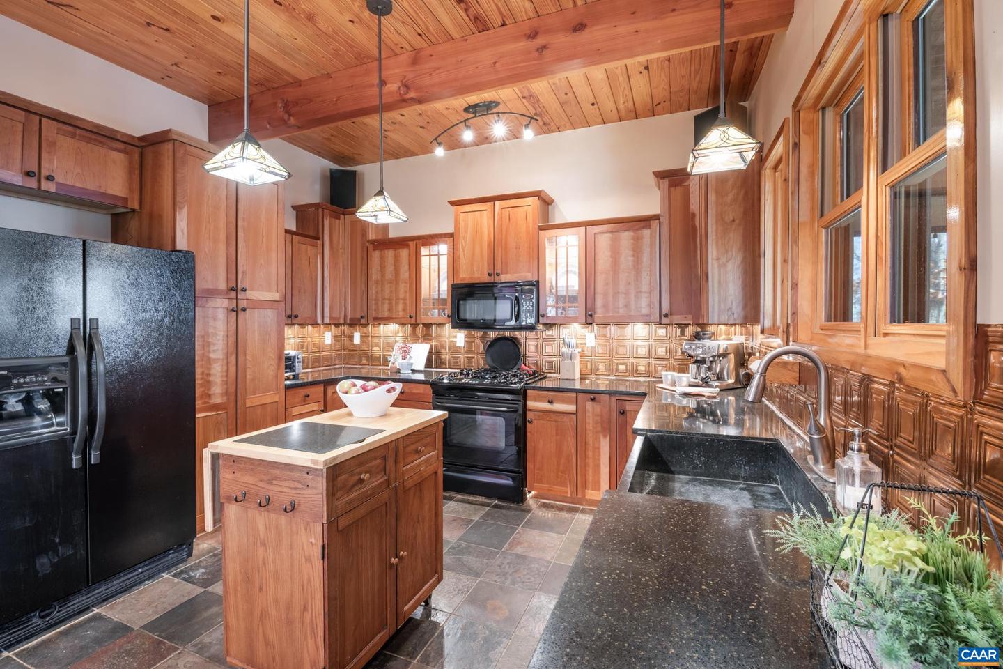 6696 HIGHLANDER WAY, CROZET, Virginia 22932, 3 Bedrooms Bedrooms, ,2 BathroomsBathrooms,Residential,For Sale,6696 HIGHLANDER WAY,671329 MLS # 671329