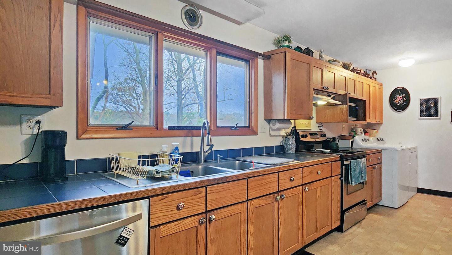 26355 MOUNT NEBO RD, ONANCOCK, Virginia 23417, 3 Bedrooms Bedrooms, ,2 BathroomsBathrooms,Residential,For Sale,26355 MOUNT NEBO RD,VAAC2002428 MLS # VAAC2002428