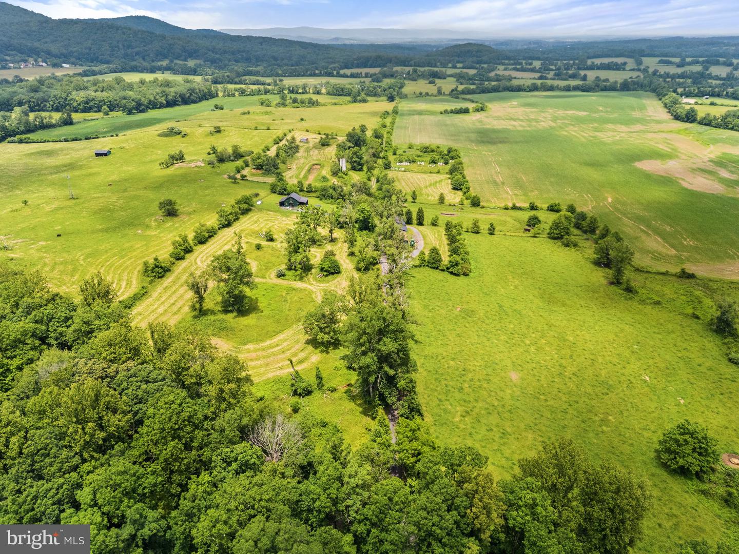 10674 ADA RD, MARSHALL, Virginia 20115, 1 Bedroom Bedrooms, ,1 BathroomBathrooms,Farm,For Sale,10674 ADA RD,VAFQ2016990 MLS # VAFQ2016990