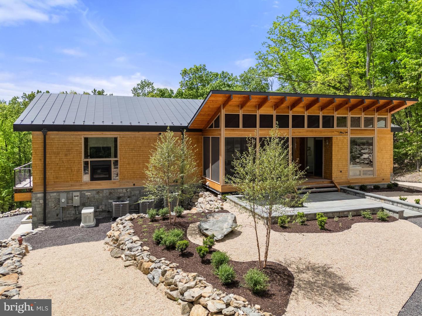 559 BESSIE BELL MOUNTAIN RD, CASTLETON, Virginia 22716, 3 Bedrooms Bedrooms, ,2 BathroomsBathrooms,Residential,For Sale,559 BESSIE BELL MOUNTAIN RD,VARP2002080 MLS # VARP2002080 559 BESSIE BELL MOUNTAIN RD, CASTLETON, Virginia 22716, 3 Bedrooms Bedrooms, ,2 BathroomsBathrooms,Residential,For Sale,559 BESSIE BELL MOUNTAIN RD,VARP2002080 MLS # VARP2002080