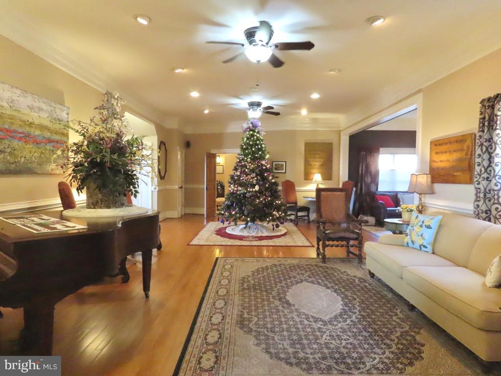 65 CLARK LN, WASHINGTON, Virginia 22747, 7 Bedrooms Bedrooms, ,10 BathroomsBathrooms,Residential,For Sale,65 CLARK LN,VARP2002418 MLS # VARP2002418 65 CLARK LN, WASHINGTON, Virginia 22747, 7 Bedrooms Bedrooms, ,10 BathroomsBathrooms,Residential,For Sale,65 CLARK LN,VARP2002418 MLS # VARP2002418