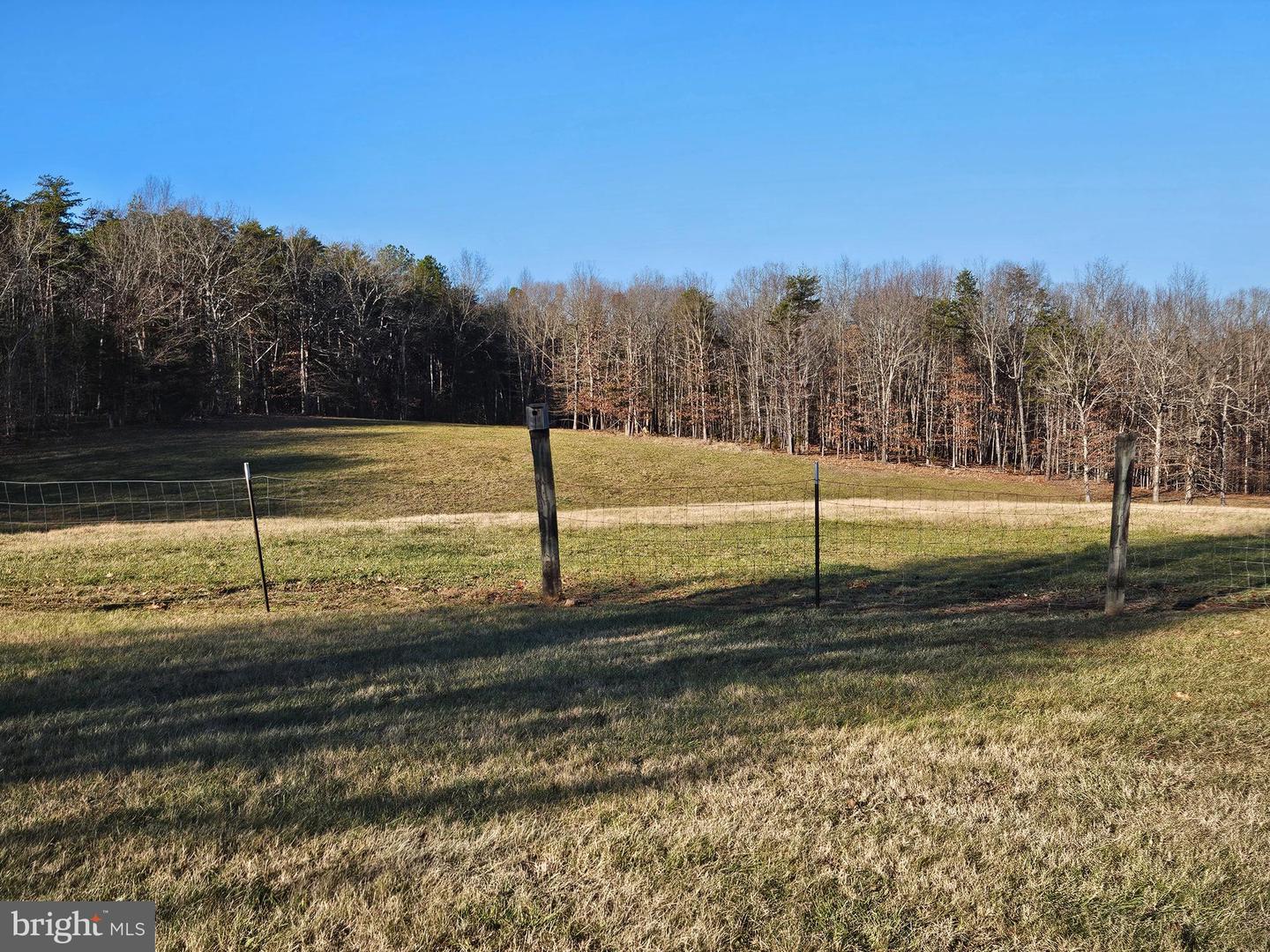 3814 S CONSTITUTION RTE, DILLWYN, Virginia 23936, 3 Bedrooms Bedrooms, 6 Rooms Rooms,1 BathroomBathrooms,Residential,For Sale,3814 S CONSTITUTION RTE,VABH2000250 MLS # VABH2000250