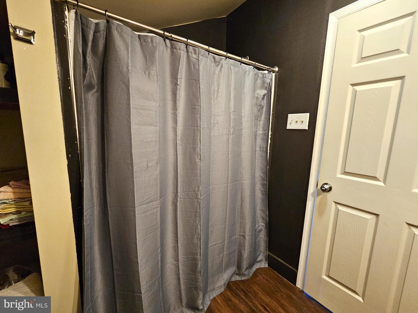 3814 S CONSTITUTION RTE, DILLWYN, Virginia 23936, 3 Bedrooms Bedrooms, 6 Rooms Rooms,1 BathroomBathrooms,Residential,For Sale,3814 S CONSTITUTION RTE,VABH2000250 MLS # VABH2000250