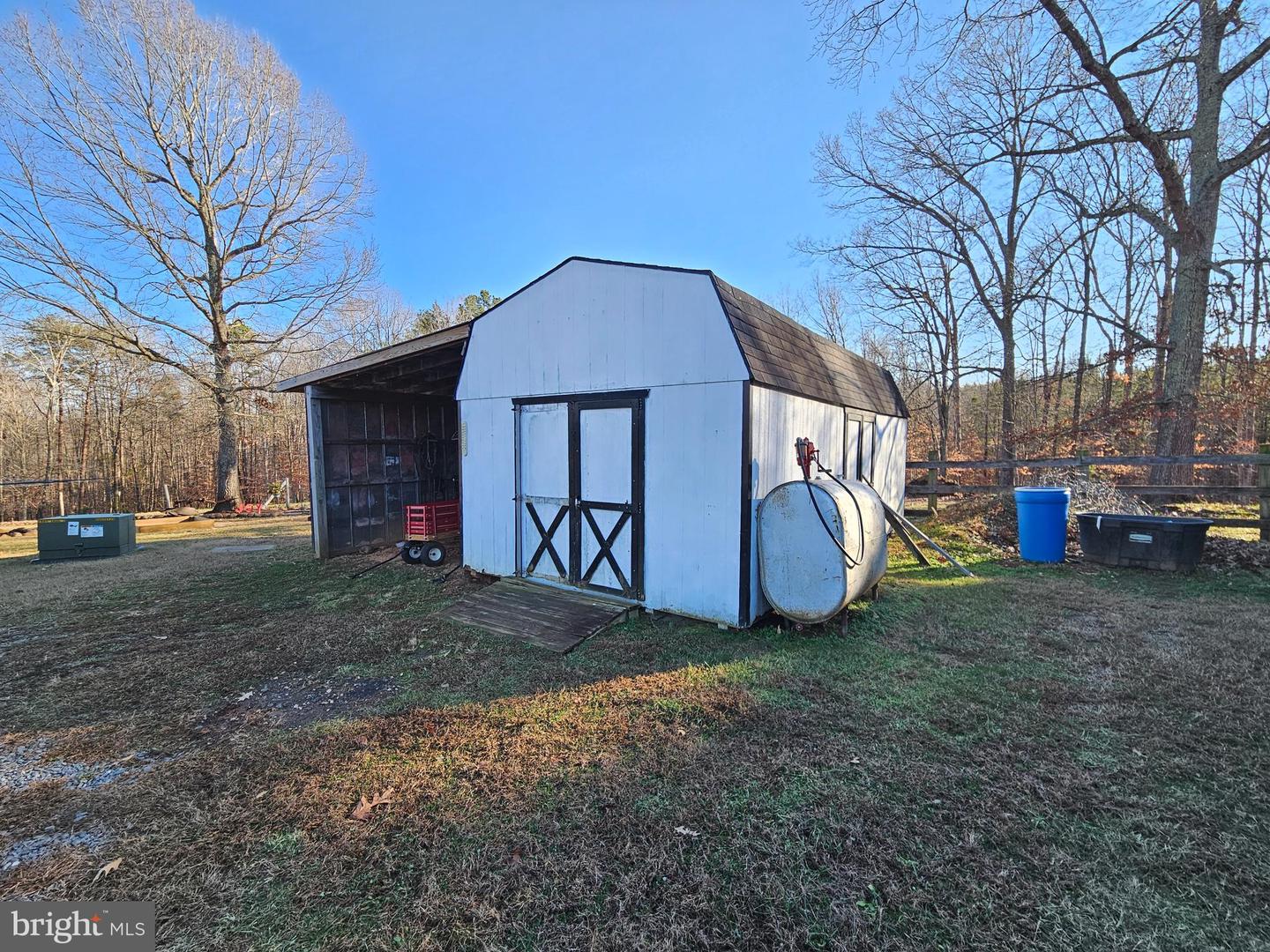 3814 S CONSTITUTION RTE, DILLWYN, Virginia 23936, 3 Bedrooms Bedrooms, 6 Rooms Rooms,1 BathroomBathrooms,Residential,For Sale,3814 S CONSTITUTION RTE,VABH2000250 MLS # VABH2000250