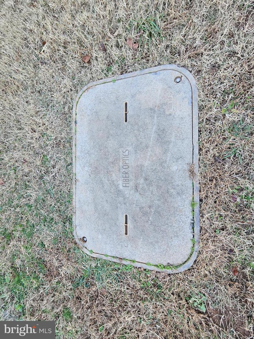 3814 S CONSTITUTION RTE, DILLWYN, Virginia 23936, 3 Bedrooms Bedrooms, 6 Rooms Rooms,1 BathroomBathrooms,Residential,For Sale,3814 S CONSTITUTION RTE,VABH2000250 MLS # VABH2000250