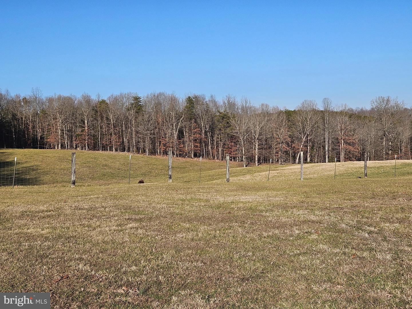 3814 S CONSTITUTION RTE, DILLWYN, Virginia 23936, 3 Bedrooms Bedrooms, 6 Rooms Rooms,1 BathroomBathrooms,Residential,For Sale,3814 S CONSTITUTION RTE,VABH2000250 MLS # VABH2000250