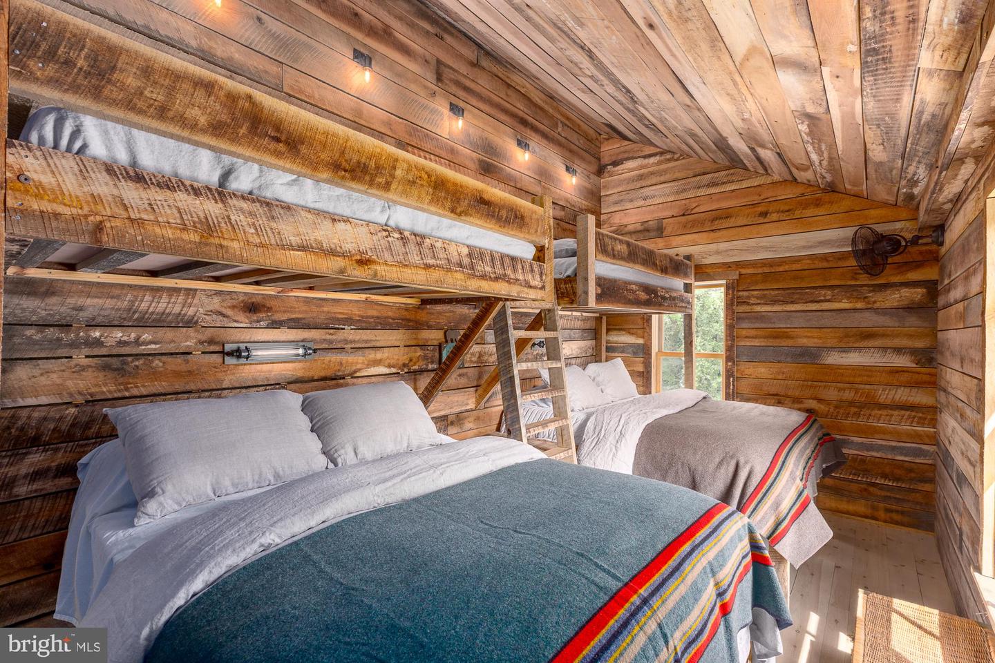 4320 BROWNTOWN RD, FRONT ROYAL, Virginia 22630, 4 Bedrooms Bedrooms, ,2 BathroomsBathrooms,Residential,For Sale,4320 BROWNTOWN RD,VAWR2012966 MLS # VAWR2012966 4320 BROWNTOWN RD, FRONT ROYAL, Virginia 22630, 4 Bedrooms Bedrooms, ,2 BathroomsBathrooms,Residential,For Sale,4320 BROWNTOWN RD,VAWR2012966 MLS # VAWR2012966