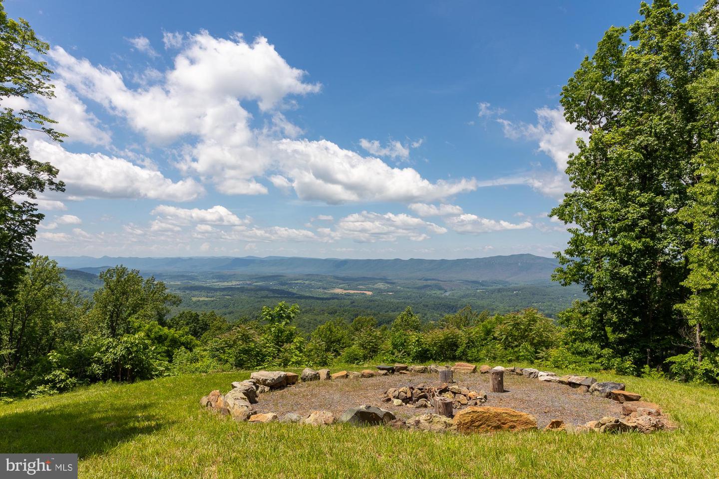 4320 BROWNTOWN RD, FRONT ROYAL, Virginia 22630, 4 Bedrooms Bedrooms, ,2 BathroomsBathrooms,Residential,For Sale,4320 BROWNTOWN RD,VAWR2012966 MLS # VAWR2012966 4320 BROWNTOWN RD, FRONT ROYAL, Virginia 22630, 4 Bedrooms Bedrooms, ,2 BathroomsBathrooms,Residential,For Sale,4320 BROWNTOWN RD,VAWR2012966 MLS # VAWR2012966