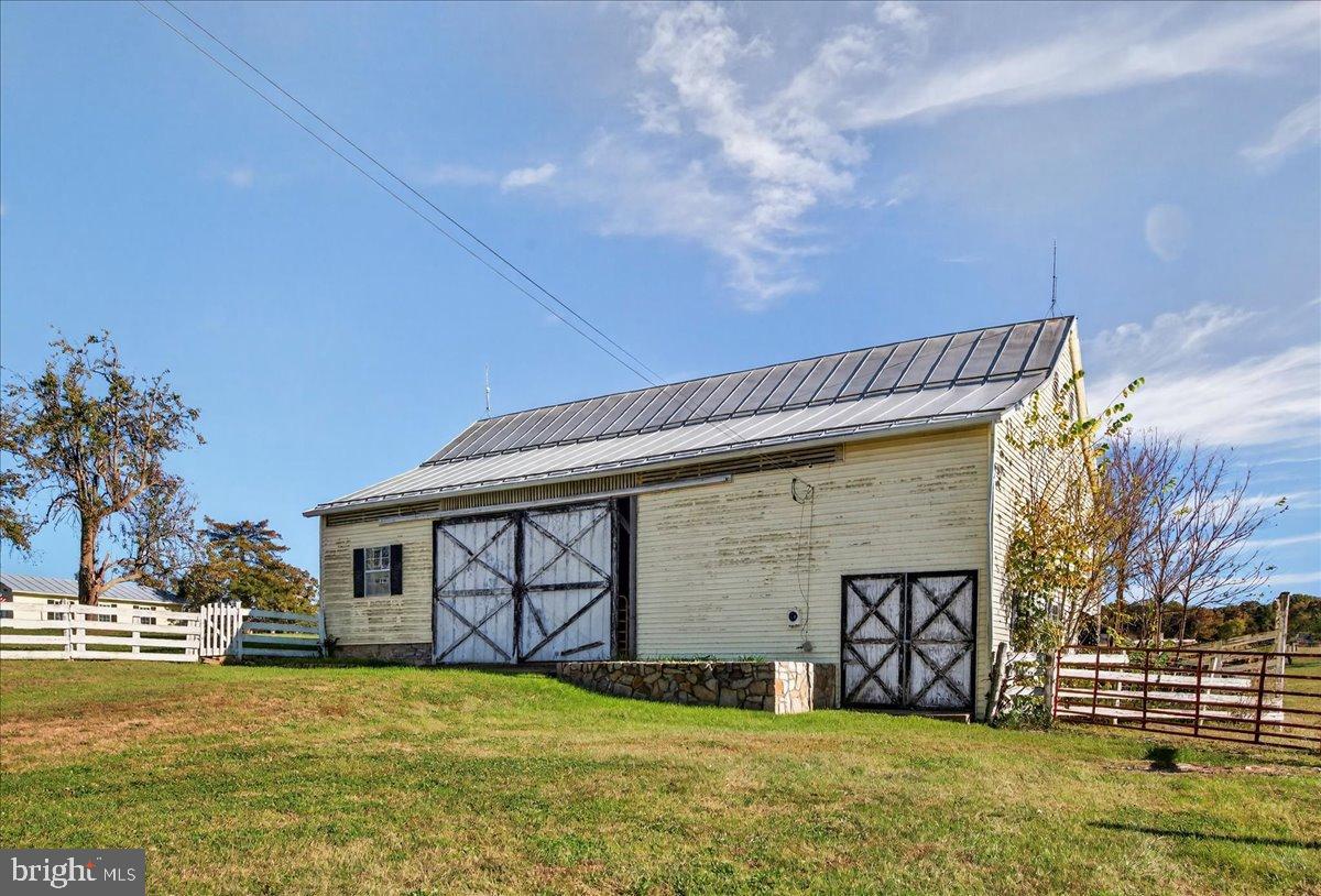 239 MT CARMEL RD, LURAY, Virginia 22835, 5 Bedrooms Bedrooms, ,3 BathroomsBathrooms,Farm,For Sale,239 MT CARMEL RD,VAPA2005526 MLS # VAPA2005526