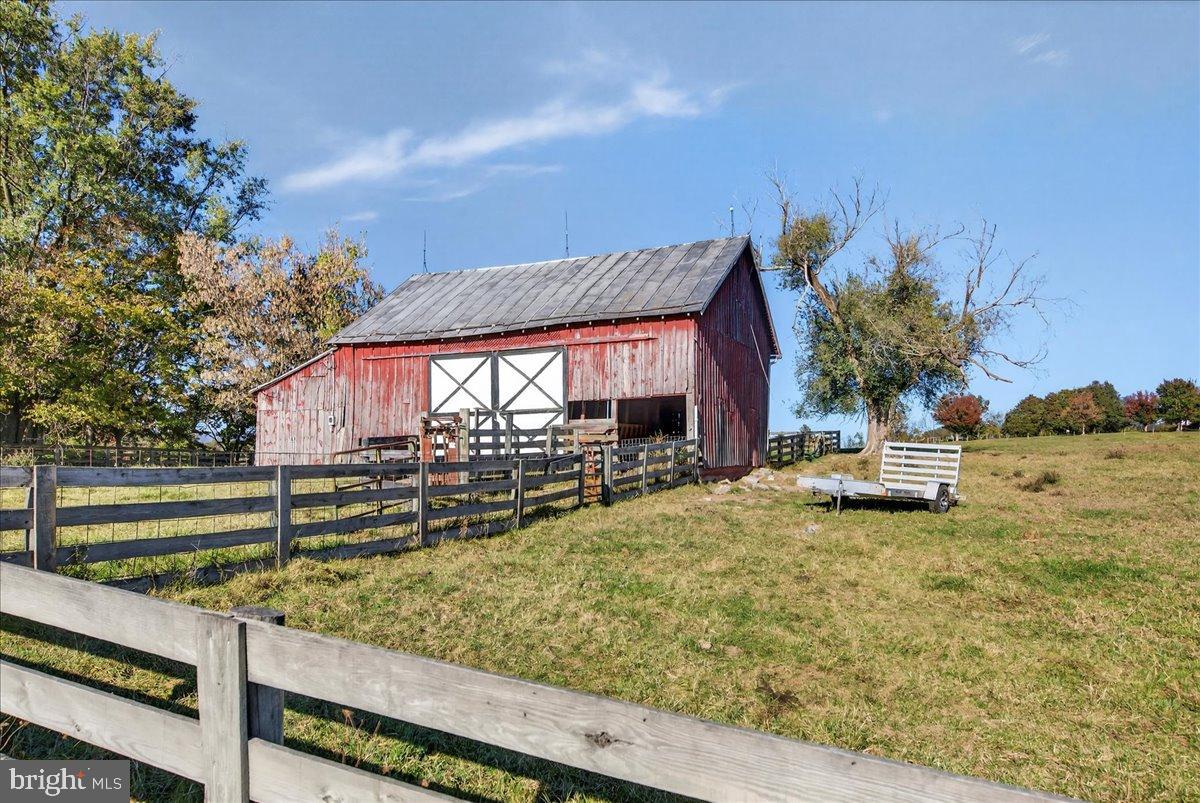 239 MT CARMEL RD, LURAY, Virginia 22835, 5 Bedrooms Bedrooms, ,3 BathroomsBathrooms,Residential,For Sale,239 MT CARMEL RD,VAPA2005616 MLS # VAPA2005616