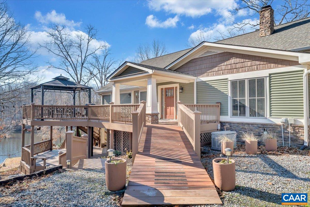 780 DRY BRIDGE RD, FARMVILLE, Virginia 23901, 3 Bedrooms Bedrooms, ,3 BathroomsBathrooms,Residential,For Sale,780 DRY BRIDGE RD,671931 MLS # 671931 780 DRY BRIDGE RD, FARMVILLE, Virginia 23901, 3 Bedrooms Bedrooms, ,3 BathroomsBathrooms,Residential,For Sale,780 DRY BRIDGE RD,671931 MLS # 671931