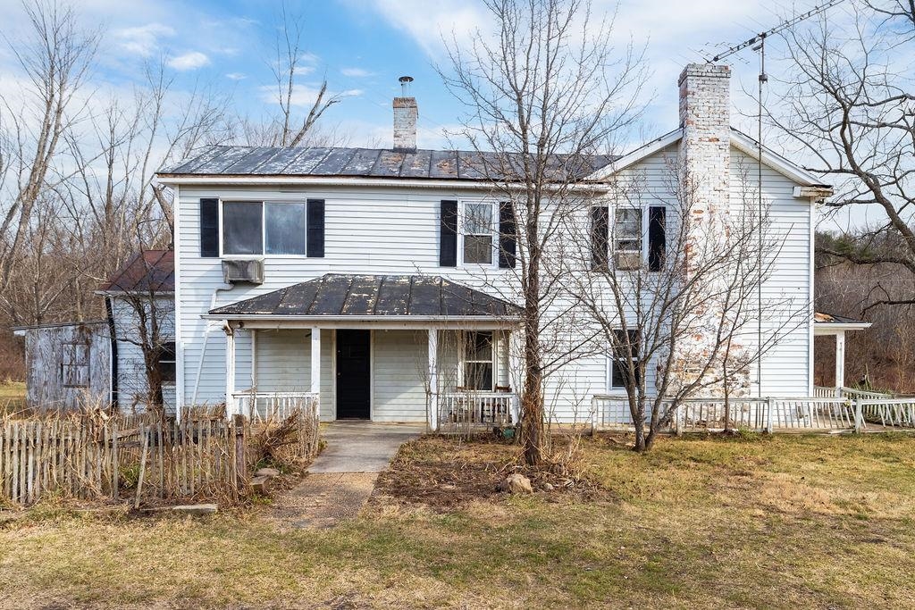 339 BUFFALO BRANCH LN, SWOOPE, Virginia 24479, 4 Bedrooms Bedrooms, ,1 BathroomBathrooms,Residential,14,339 BUFFALO BRANCH LN,671952 MLS # 671952