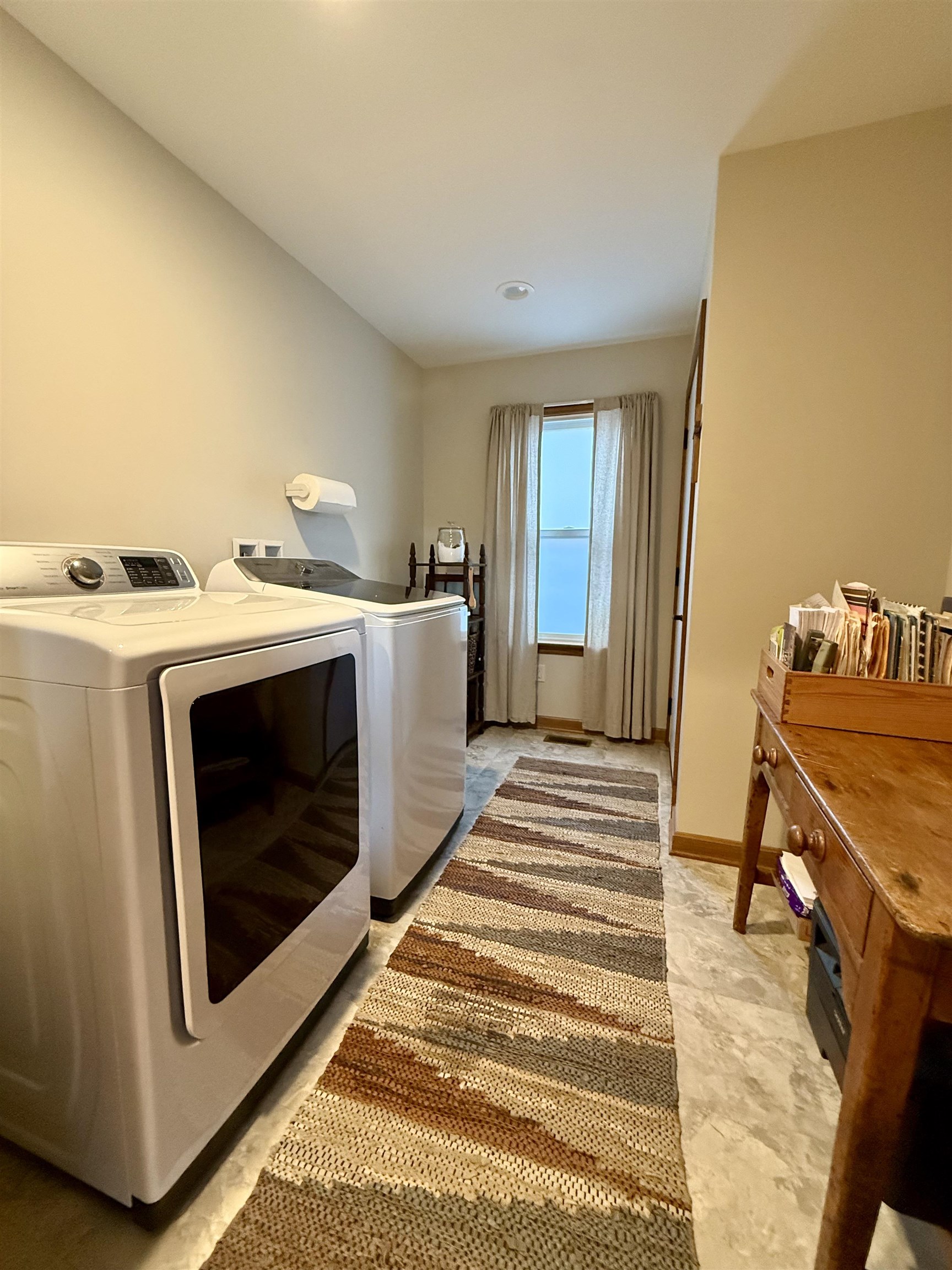 10921 COOK TOWN RD, BRIDGEWATER, Virginia 22812, 4 Bedrooms Bedrooms, ,3 BathroomsBathrooms,Residential,14,10921 COOK TOWN RD,671965 MLS # 671965