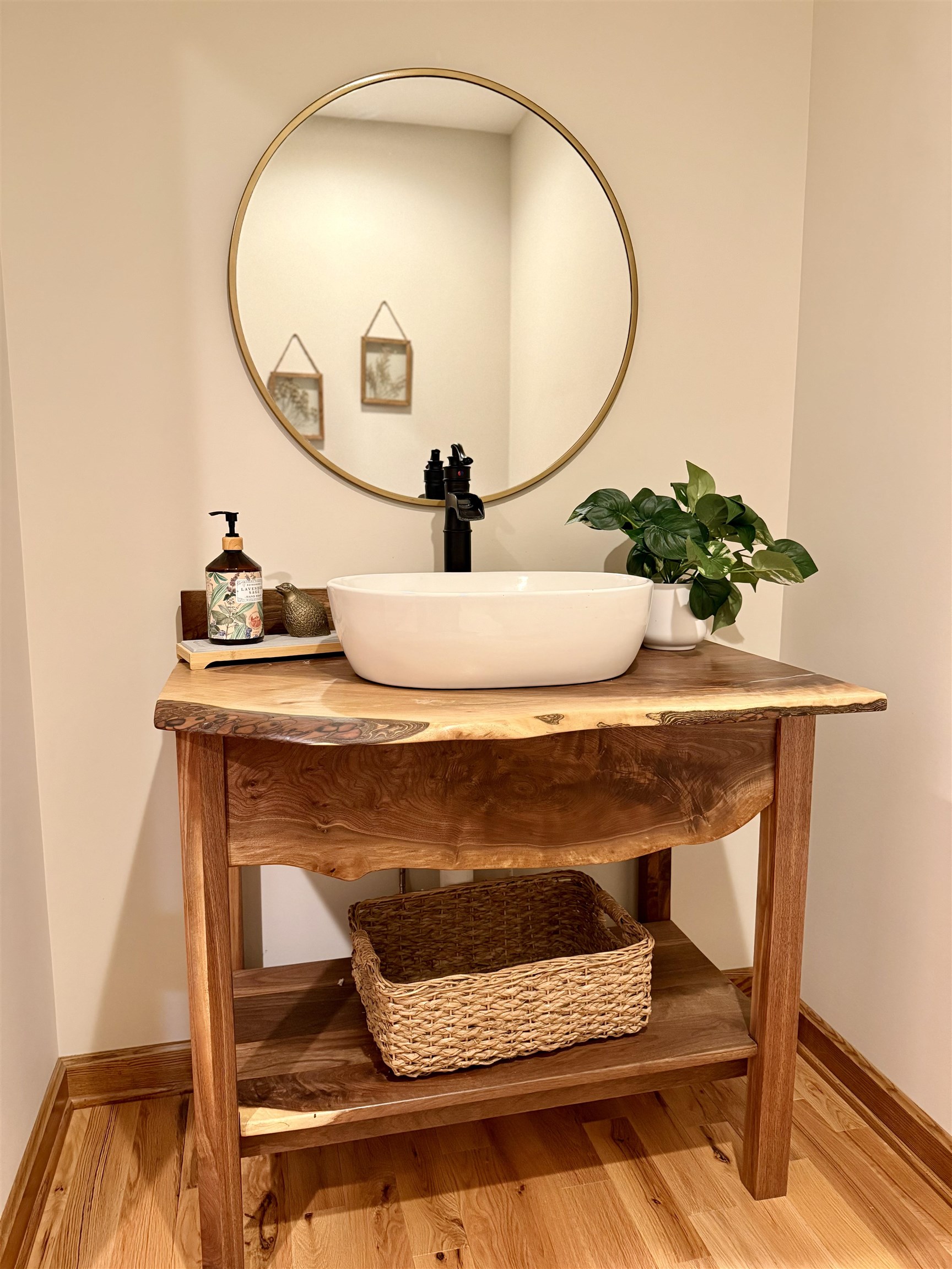 10921 COOK TOWN RD, BRIDGEWATER, Virginia 22812, 4 Bedrooms Bedrooms, ,3 BathroomsBathrooms,Residential,14,10921 COOK TOWN RD,671965 MLS # 671965