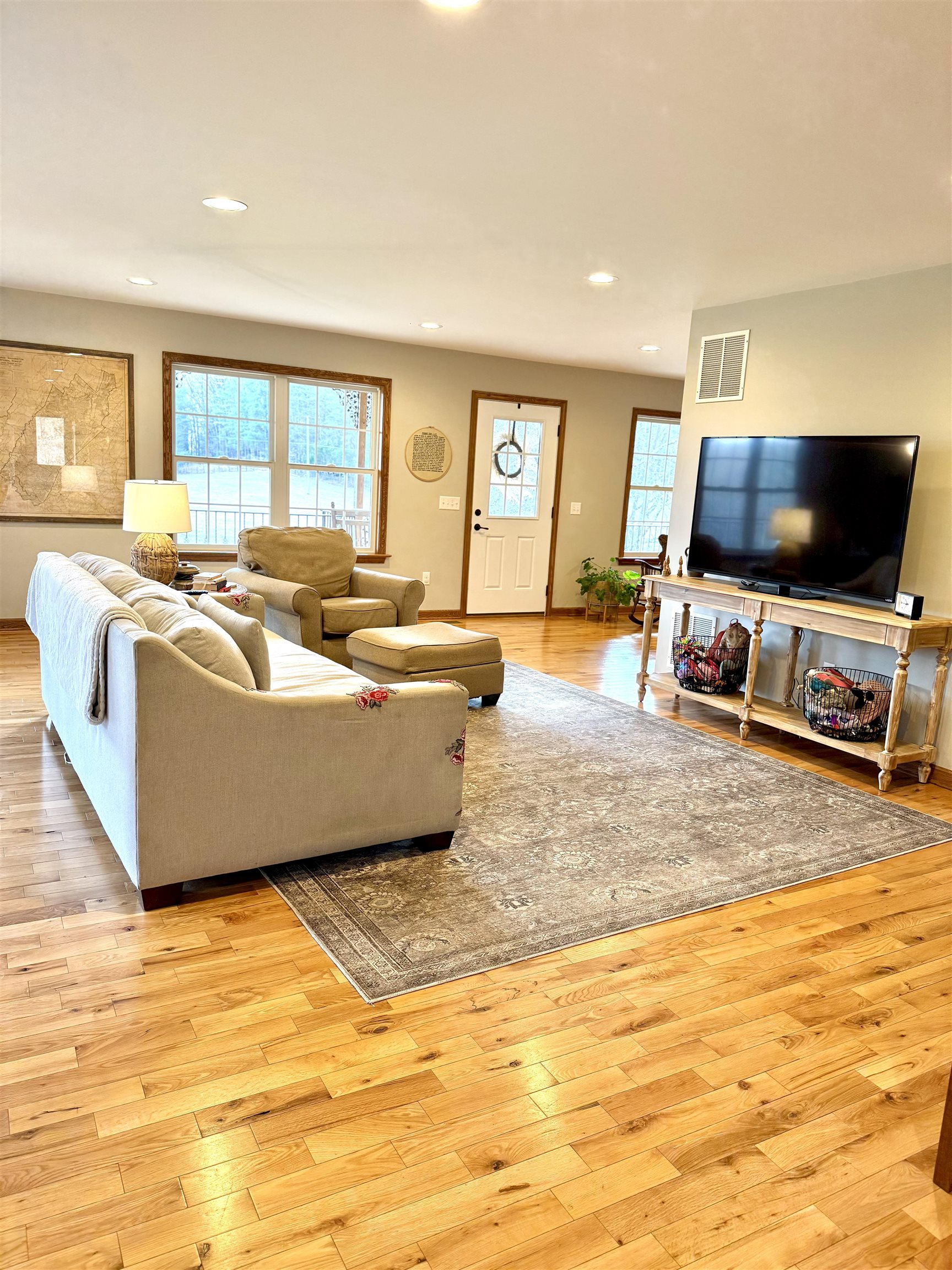 10921 COOK TOWN RD, BRIDGEWATER, Virginia 22812, 4 Bedrooms Bedrooms, ,3 BathroomsBathrooms,Residential,14,10921 COOK TOWN RD,671965 MLS # 671965