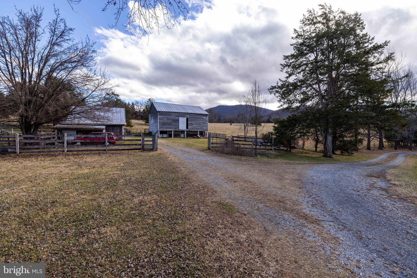 1159 PINE GROVE RD, STANLEY, Virginia 22851, 3 Bedrooms Bedrooms, 7 Rooms Rooms,1 BathroomBathrooms,Residential,For Sale,1159 PINE GROVE RD,VAPA2005694 MLS # VAPA2005694