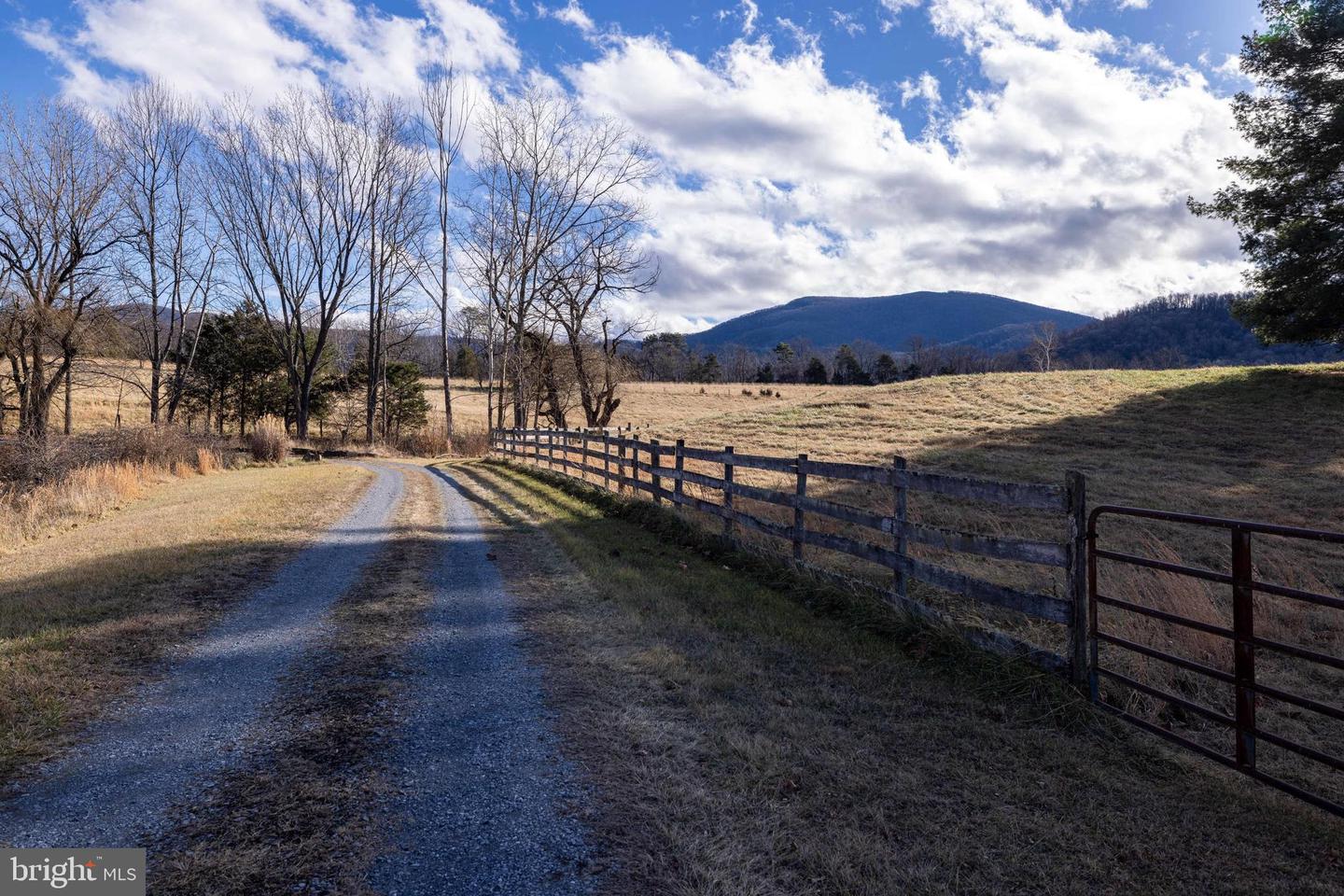 1159 PINE GROVE RD, STANLEY, Virginia 22851, 3 Bedrooms Bedrooms, 7 Rooms Rooms,1 BathroomBathrooms,Residential,For Sale,1159 PINE GROVE RD,VAPA2005694 MLS # VAPA2005694