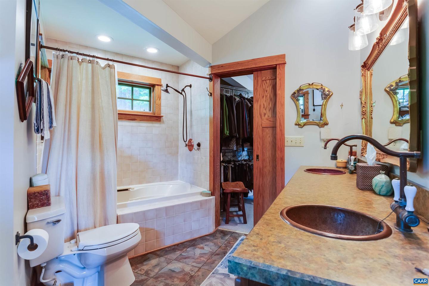 170 &amp; 174 SARVISBERRY LN SW, FLOYD, Virginia 24091, 6 Bedrooms Bedrooms, ,6 BathroomsBathrooms,Residential,For Sale,170 &amp; 174 SARVISBERRY LN SW,669138 MLS # 669138