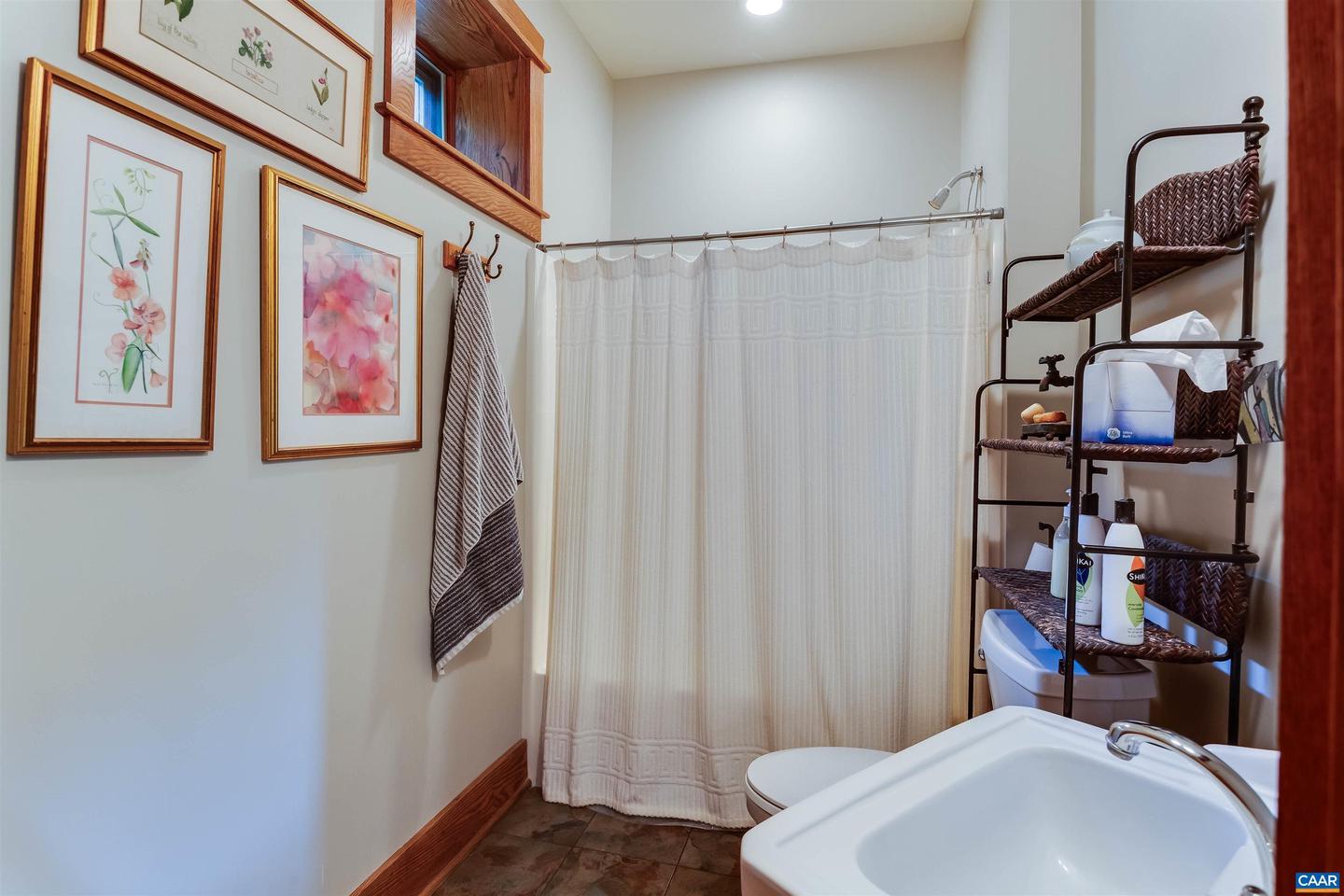 170 &amp; 174 SARVISBERRY LN SW, FLOYD, Virginia 24091, 6 Bedrooms Bedrooms, ,6 BathroomsBathrooms,Residential,For Sale,170 &amp; 174 SARVISBERRY LN SW,669138 MLS # 669138