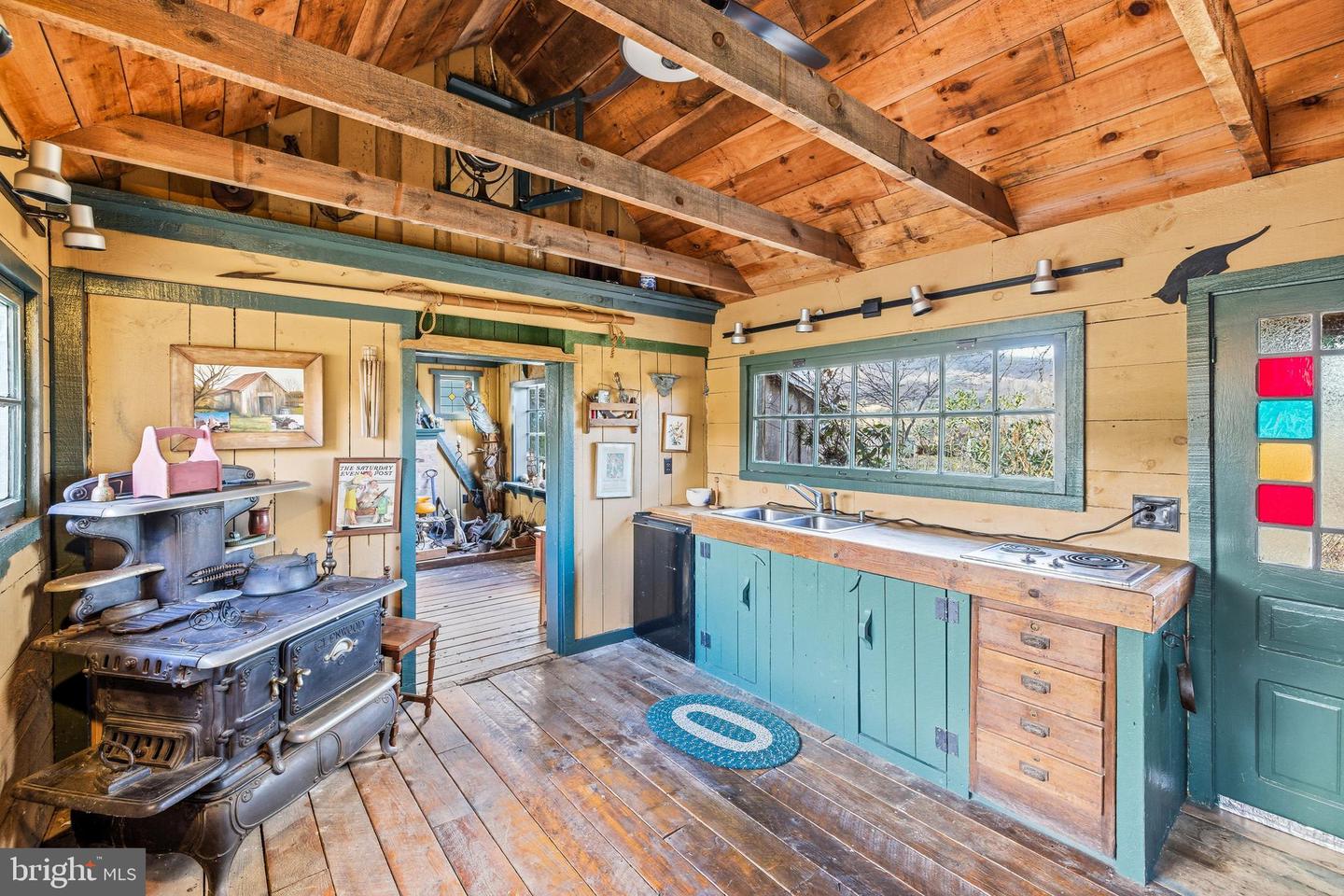 1159 PINE GROVE RD, STANLEY, Virginia 22851, 3 Bedrooms Bedrooms, 7 Rooms Rooms,1 BathroomBathrooms,Farm,For Sale,1159 PINE GROVE RD,VAPA2005826 MLS # VAPA2005826