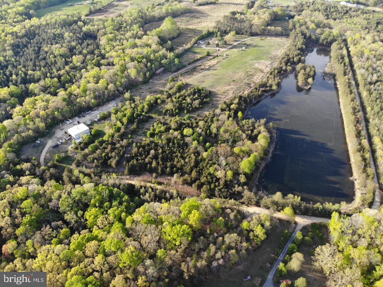 125 PERRY WINKLE LN, FREDERICKSBURG, Virginia 22405, ,Land,For Sale,125 PERRY WINKLE LN,VAST2045036 MLS # VAST2045036