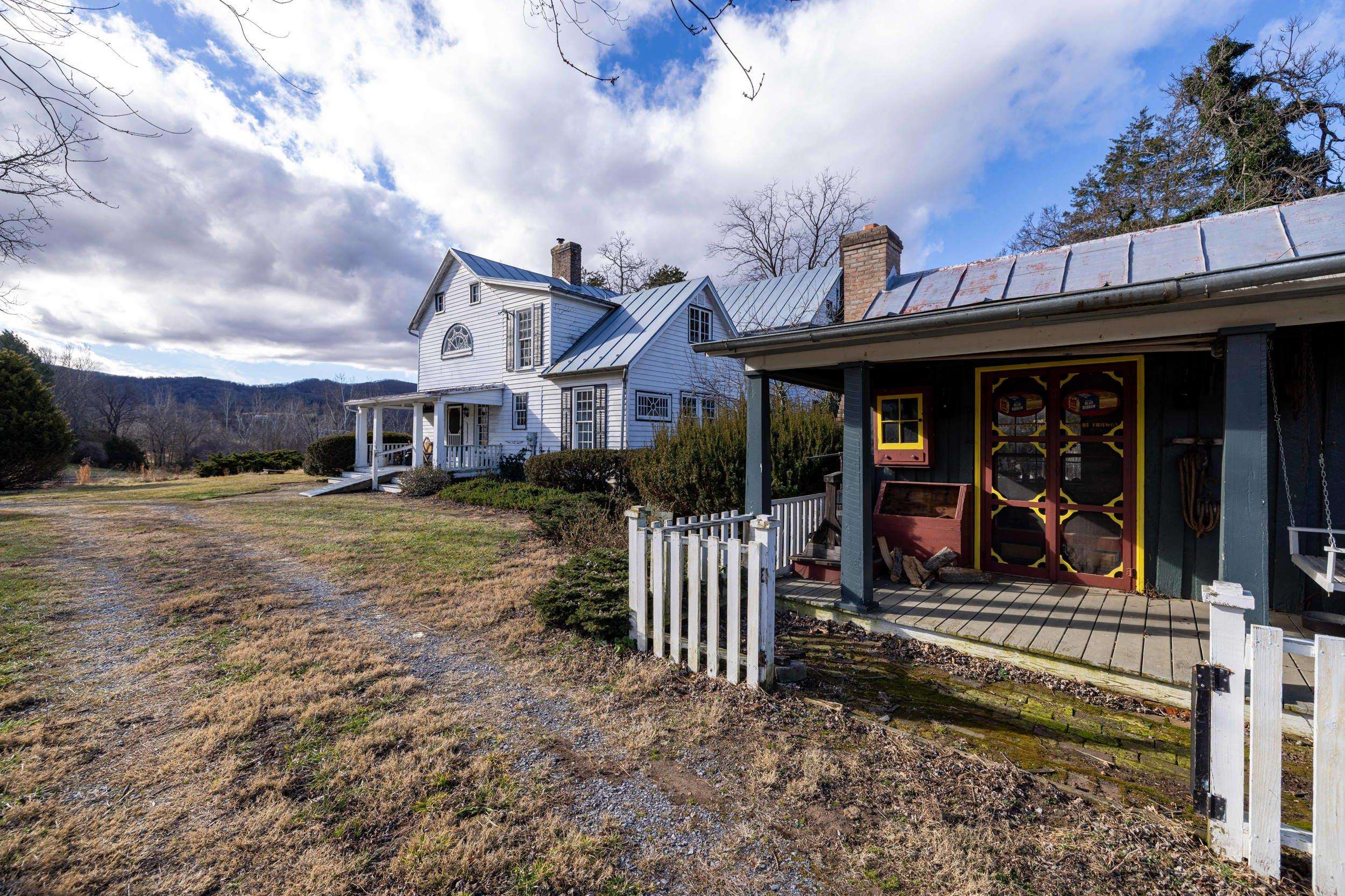 1159 PINE GROVE RD, STANLEY, Virginia 22851, 3 Bedrooms Bedrooms, ,1 BathroomBathrooms,Residential,14,1159 PINE GROVE RD,672228 MLS # 672228