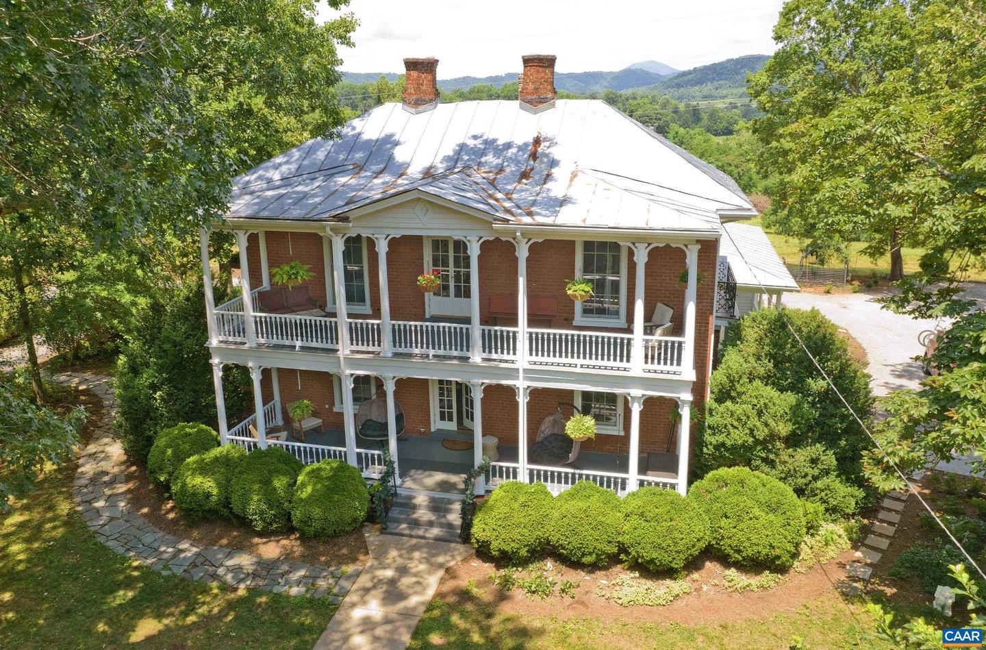 294 &amp; 262 FRESHWATER COVE LN, LOVINGSTON, Virginia 22949, 5 Bedrooms Bedrooms, ,5 BathroomsBathrooms,Residential,For Sale,294 &amp; 262 FRESHWATER COVE LN,672288 MLS # 672288