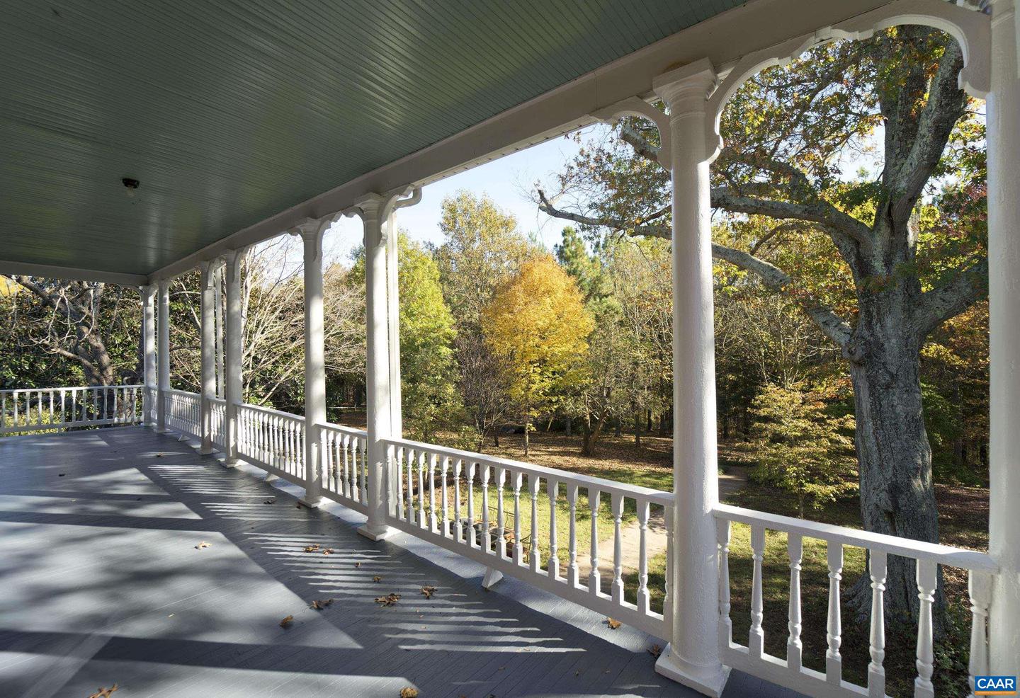 294 &amp; 262 FRESHWATER COVE LN, LOVINGSTON, Virginia 22949, 5 Bedrooms Bedrooms, ,5 BathroomsBathrooms,Residential,For Sale,294 &amp; 262 FRESHWATER COVE LN,672288 MLS # 672288