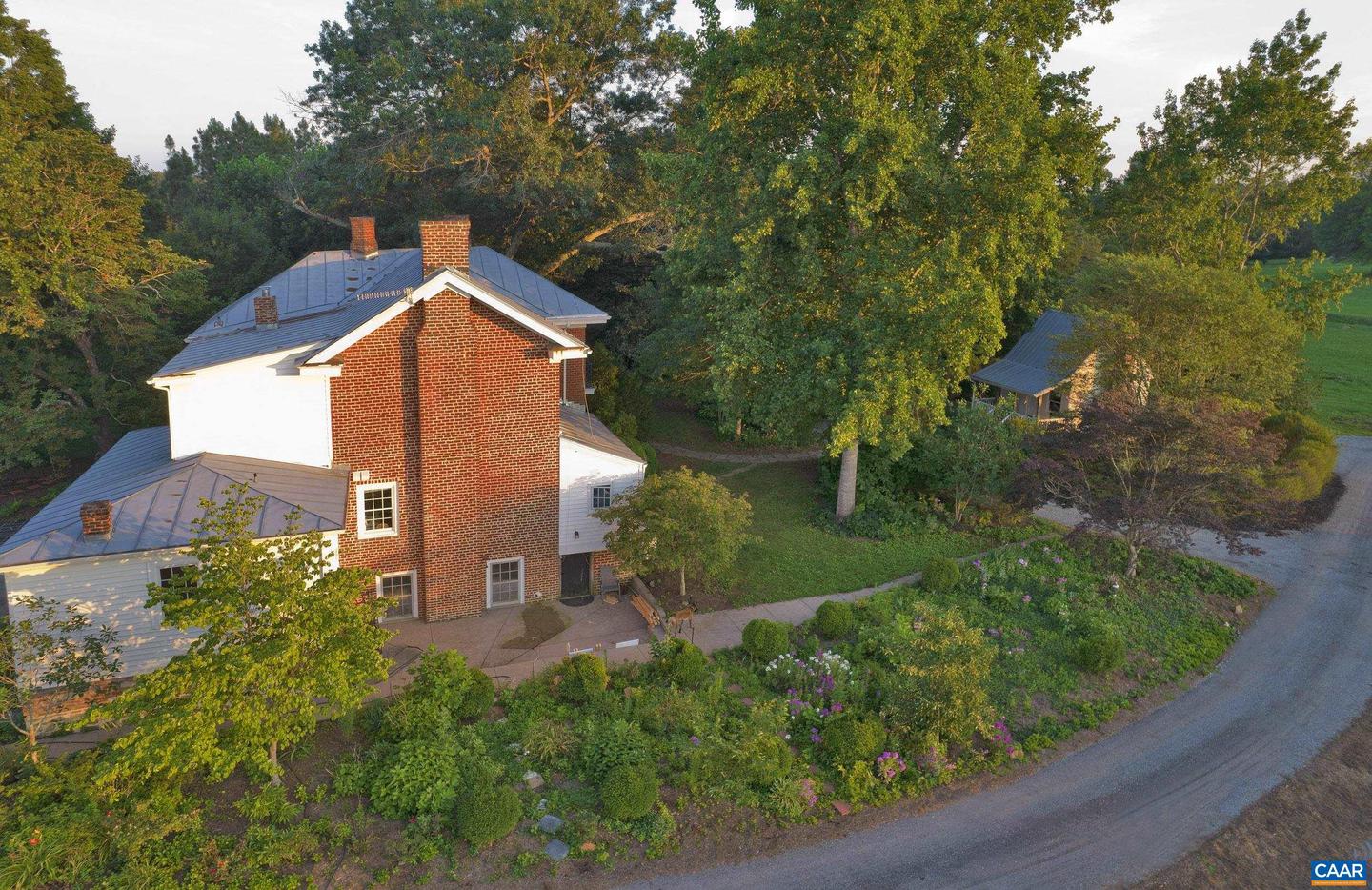 294 &amp; 262 FRESHWATER COVE LN, LOVINGSTON, Virginia 22949, 5 Bedrooms Bedrooms, ,5 BathroomsBathrooms,Residential,For Sale,294 &amp; 262 FRESHWATER COVE LN,672288 MLS # 672288