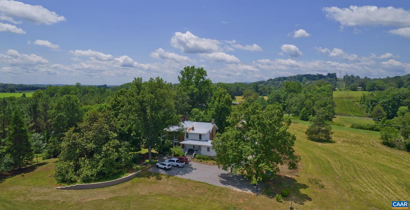 294 &amp; 262 FRESHWATER COVE LN, LOVINGSTON, Virginia 22949, 5 Bedrooms Bedrooms, ,5 BathroomsBathrooms,Residential,For Sale,294 &amp; 262 FRESHWATER COVE LN,672288 MLS # 672288