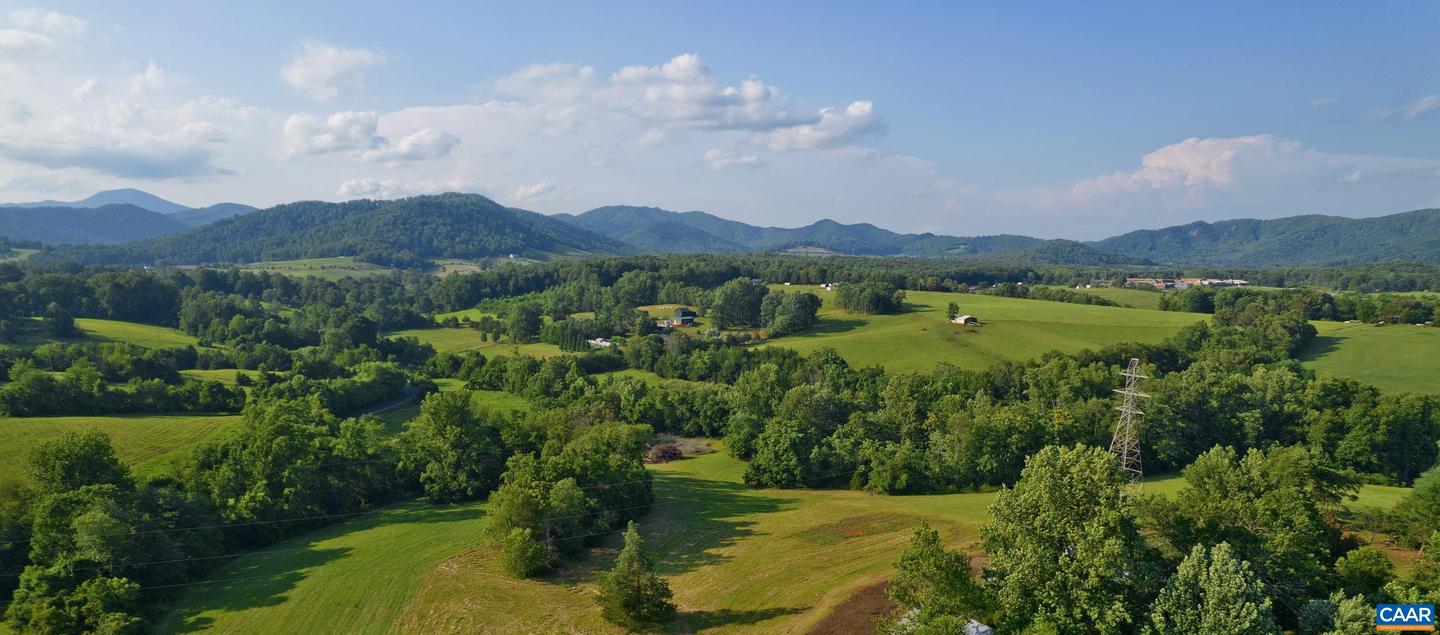 294 &amp; 262 FRESHWATER COVE LN, LOVINGSTON, Virginia 22949, 5 Bedrooms Bedrooms, ,5 BathroomsBathrooms,Residential,For Sale,294 &amp; 262 FRESHWATER COVE LN,672288 MLS # 672288