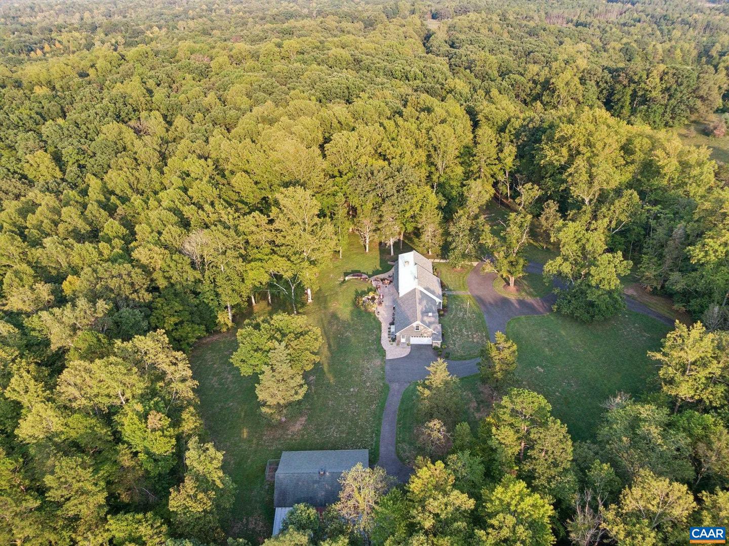 6904 JAMES MADISON HWY, FORK UNION, Virginia 23055, 6 Bedrooms Bedrooms, ,4 BathroomsBathrooms,Residential,For Sale,6904 JAMES MADISON HWY,672401 MLS # 672401 6904 JAMES MADISON HWY, FORK UNION, Virginia 23055, 6 Bedrooms Bedrooms, ,4 BathroomsBathrooms,Residential,For Sale,6904 JAMES MADISON HWY,672401 MLS # 672401