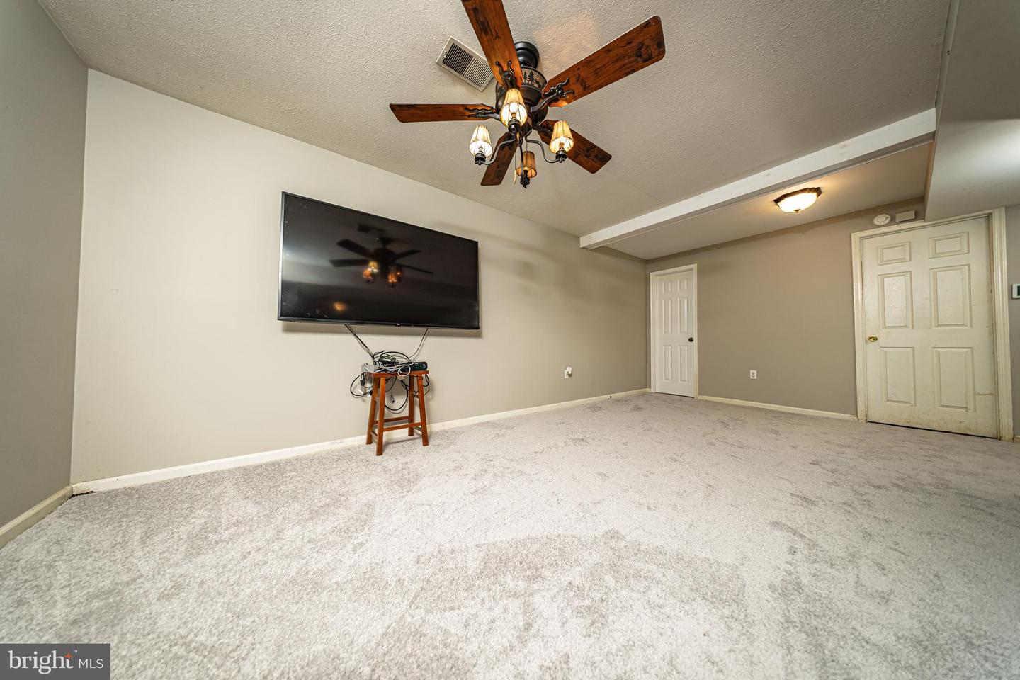 4179 FIERY RUN RD, LINDEN, Virginia 22642, 5 Bedrooms Bedrooms, ,2 BathroomsBathrooms,Residential,For Sale,4179 FIERY RUN RD,VAFQ2020140 MLS # VAFQ2020140