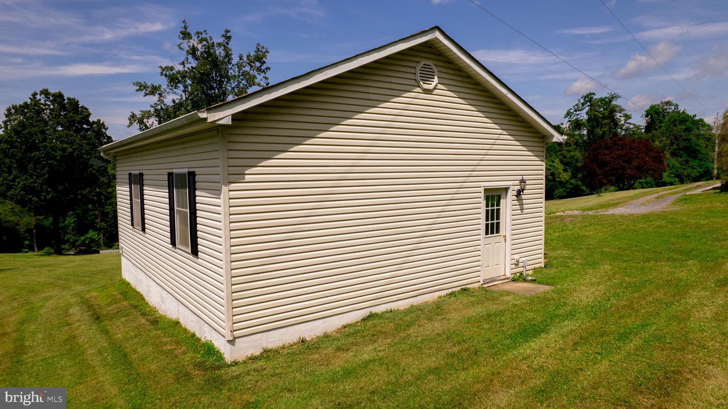 4179 FIERY RUN RD, LINDEN, Virginia 22642, 5 Bedrooms Bedrooms, ,2 BathroomsBathrooms,Residential,For Sale,4179 FIERY RUN RD,VAFQ2020140 MLS # VAFQ2020140