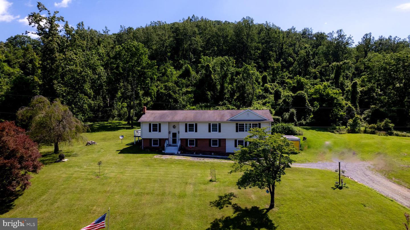 4179 FIERY RUN RD, LINDEN, Virginia 22642, 5 Bedrooms Bedrooms, ,2 BathroomsBathrooms,Residential,For Sale,4179 FIERY RUN RD,VAFQ2020140 MLS # VAFQ2020140