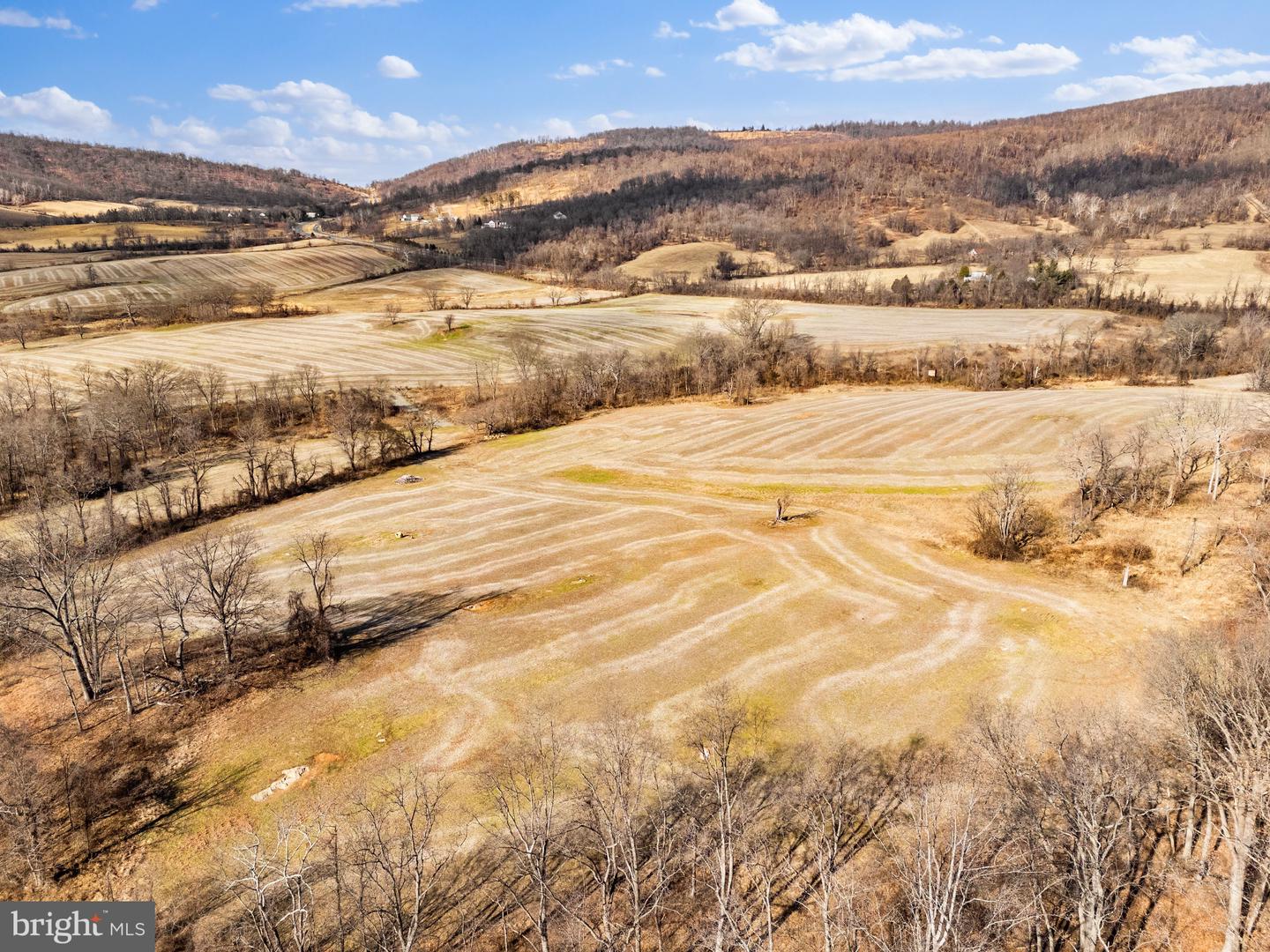 1041 WINCHESTER RD, PARIS, Virginia 20130, ,Farm,For Sale,1041 WINCHESTER RD,VAFQ2020142 MLS # VAFQ2020142