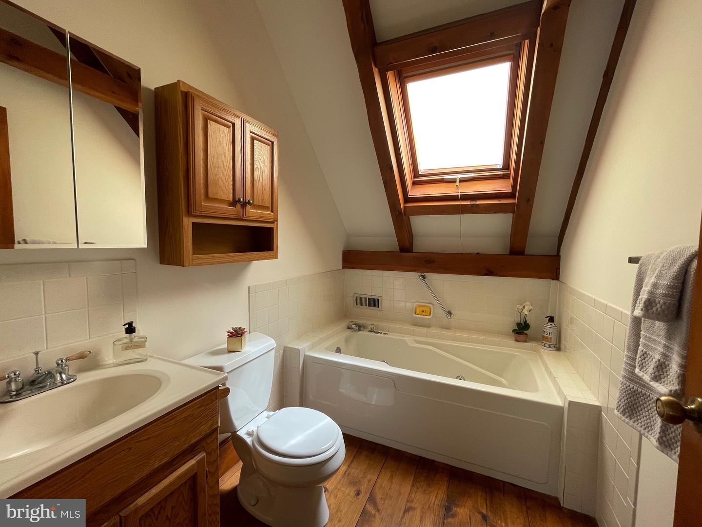 521 DEARING RD, HUNTLY, Virginia 22640, 3 Bedrooms Bedrooms, ,3 BathroomsBathrooms,Residential,For Sale,521 DEARING RD,VARP2002270 MLS # VARP2002270