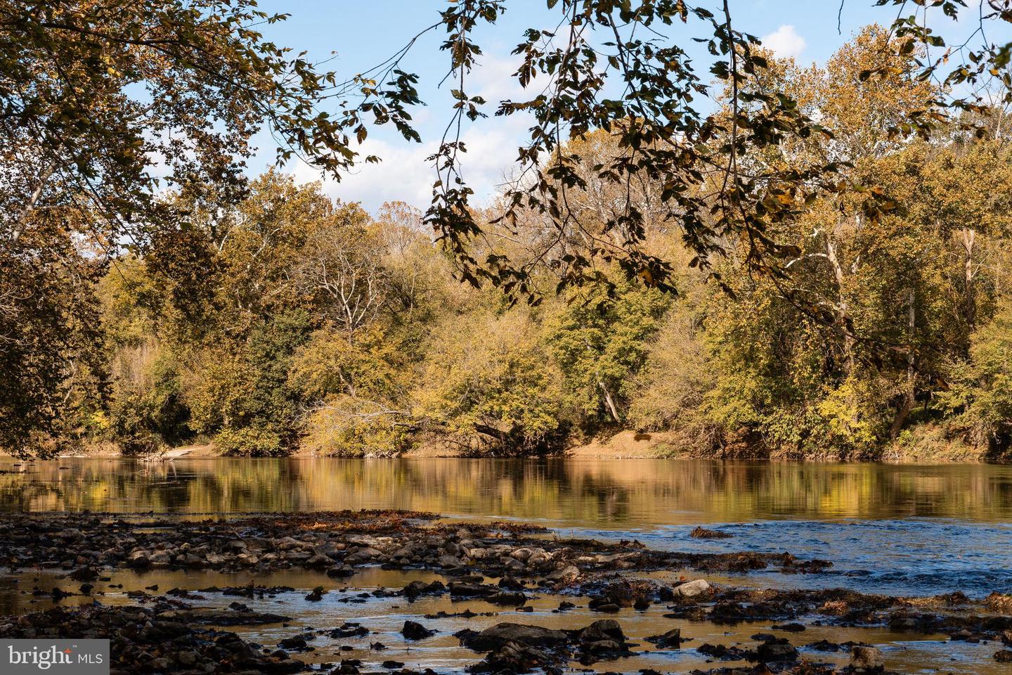 326 THUNDERBIRD RD, BENTONVILLE, Virginia 22610, ,Farm,For Sale,326 THUNDERBIRD RD,VAWR2013164 MLS # VAWR2013164 326 THUNDERBIRD RD, BENTONVILLE, Virginia 22610, ,Farm,For Sale,326 THUNDERBIRD RD,VAWR2013164 MLS # VAWR2013164