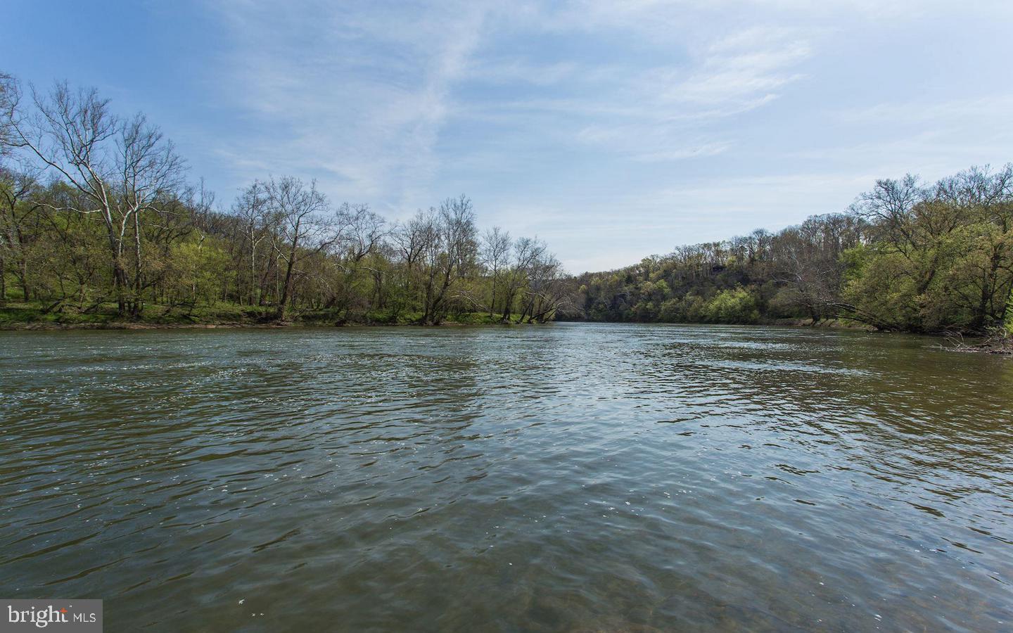 326 THUNDERBIRD RD, BENTONVILLE, Virginia 22610, ,Farm,For Sale,326 THUNDERBIRD RD,VAWR2013164 MLS # VAWR2013164 326 THUNDERBIRD RD, BENTONVILLE, Virginia 22610, ,Farm,For Sale,326 THUNDERBIRD RD,VAWR2013164 MLS # VAWR2013164