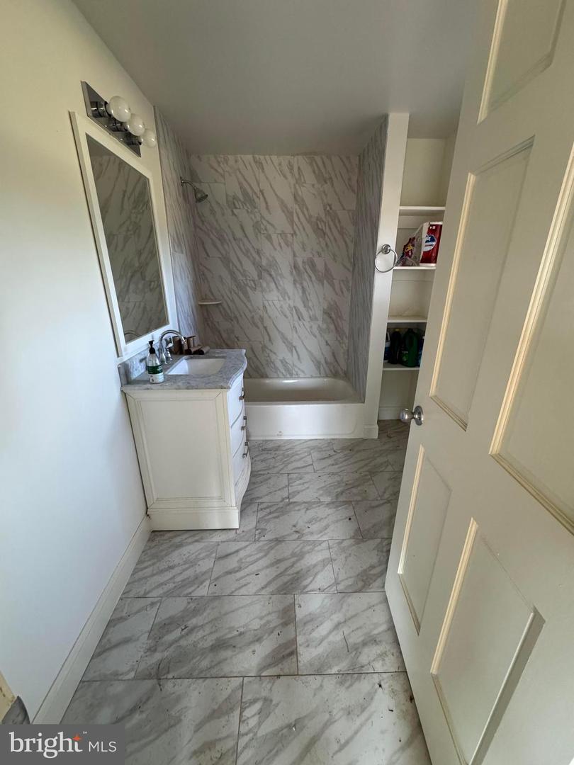 461 THUNDERBIRD RD, BENTONVILLE, Virginia 22610, ,Farm,For Sale,461 THUNDERBIRD RD,VAWR2013184 MLS # VAWR2013184