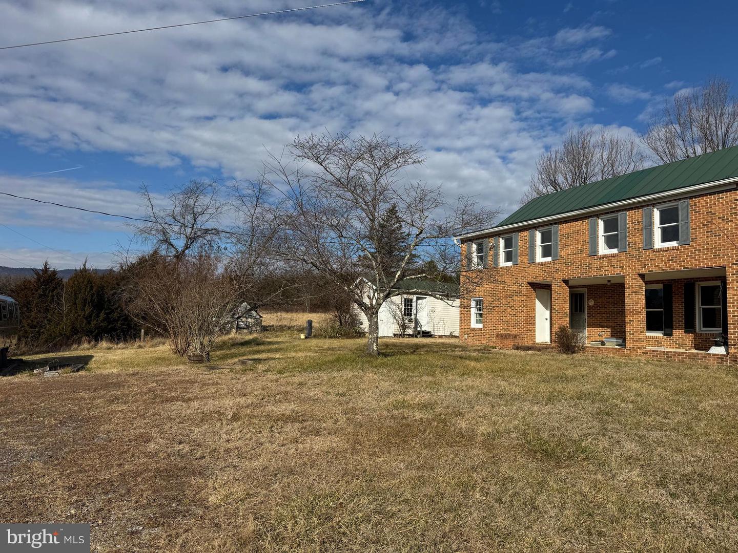 461 THUNDERBIRD RD, BENTONVILLE, Virginia 22610, ,Farm,For Sale,461 THUNDERBIRD RD,VAWR2013184 MLS # VAWR2013184