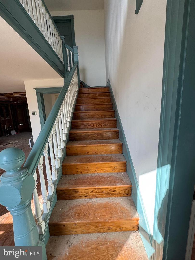 461 THUNDERBIRD RD, BENTONVILLE, Virginia 22610, ,Farm,For Sale,461 THUNDERBIRD RD,VAWR2013184 MLS # VAWR2013184