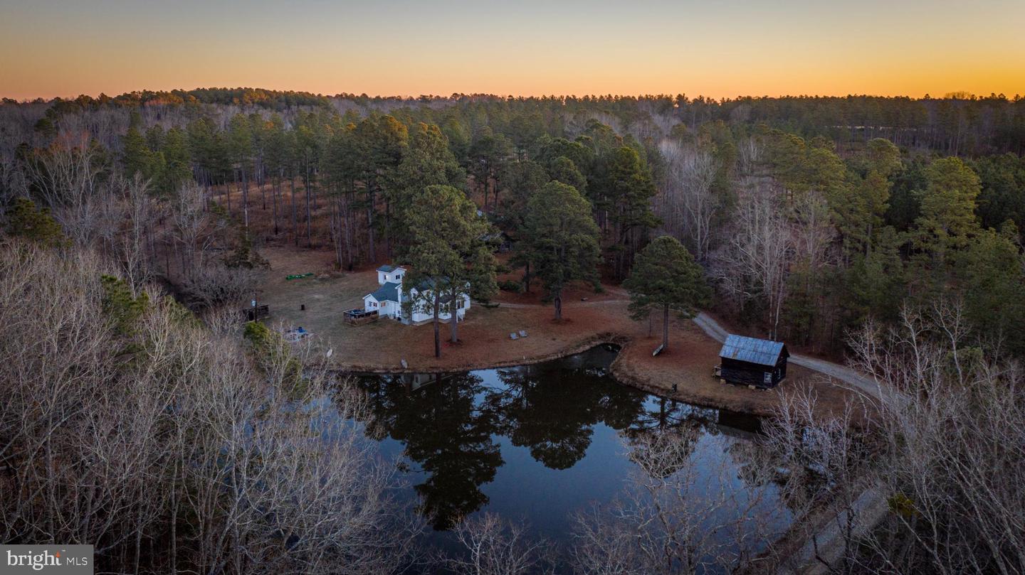 1052 S HILL RD, BRODNAX, Virginia 23920, 3 Bedrooms Bedrooms, 5 Rooms Rooms,2 BathroomsBathrooms,Residential,For Sale,1052 S HILL RD,VALB2000070 MLS # VALB2000070